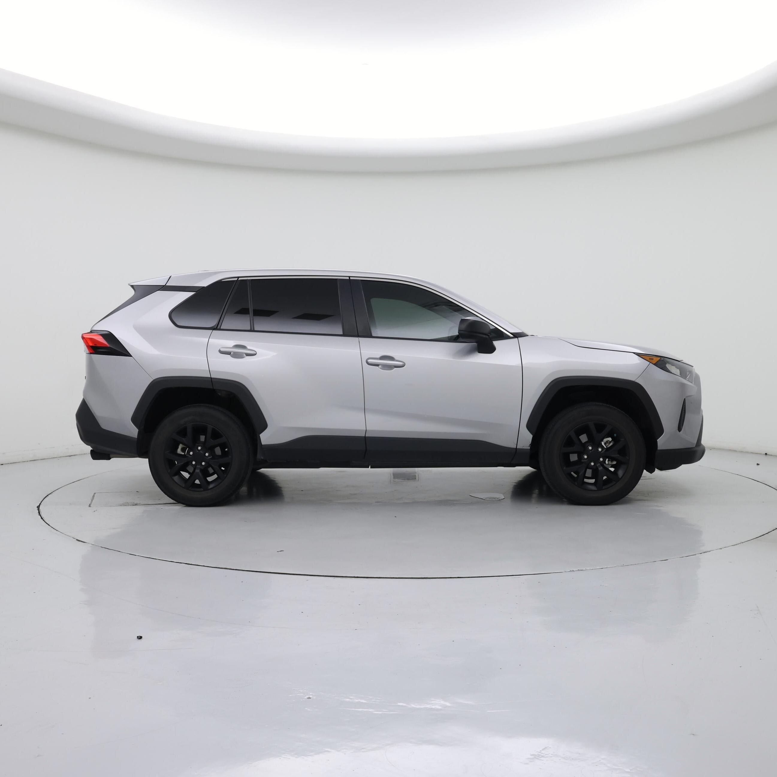 Thumbnail: 2022 Toyota RAV4 - 7