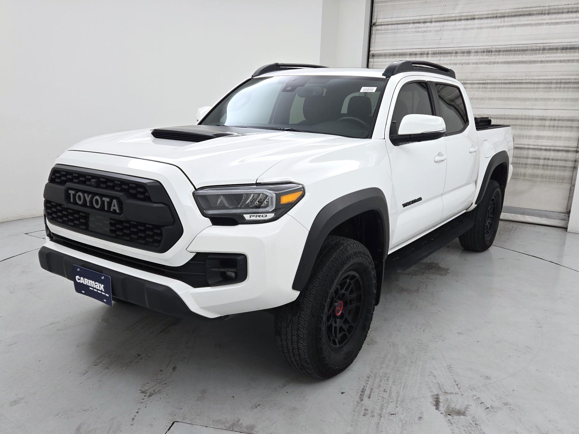 Thumbnail: 2022 Toyota Tacoma - 3