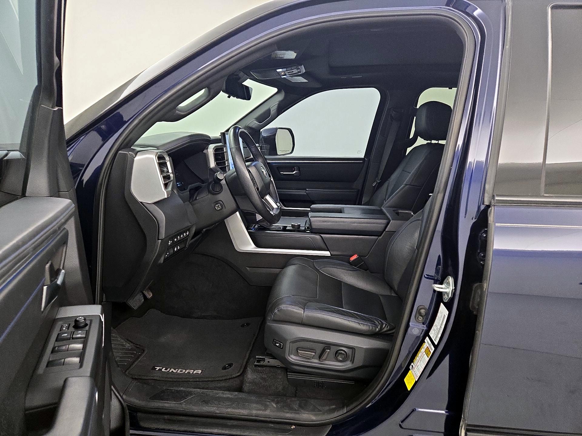 Thumbnail: 2022 Toyota Tundra - 11