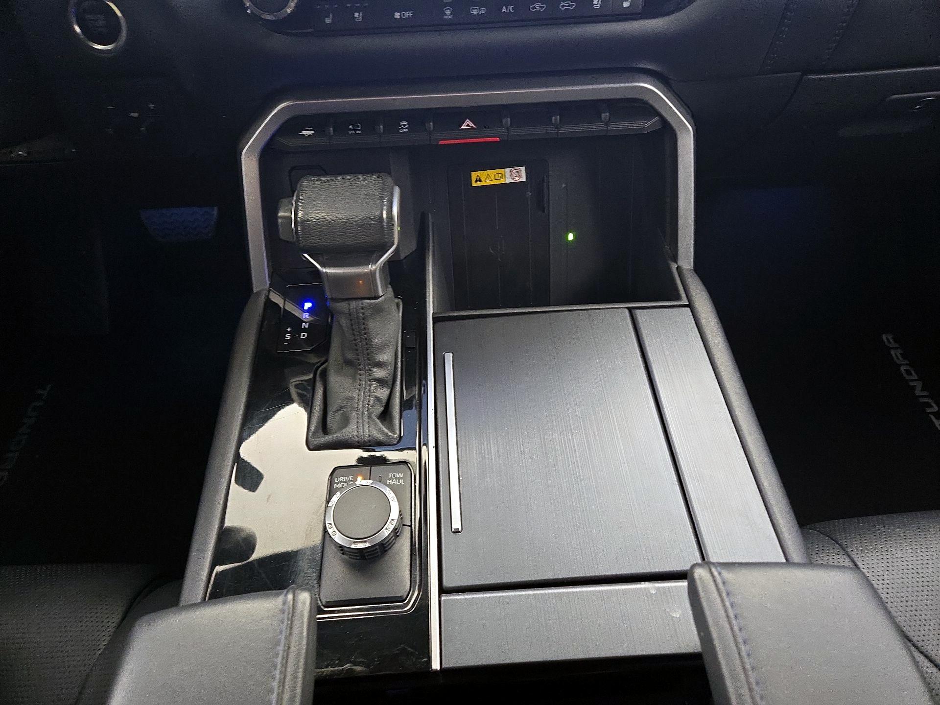 Thumbnail: 2022 Toyota Tundra - 17