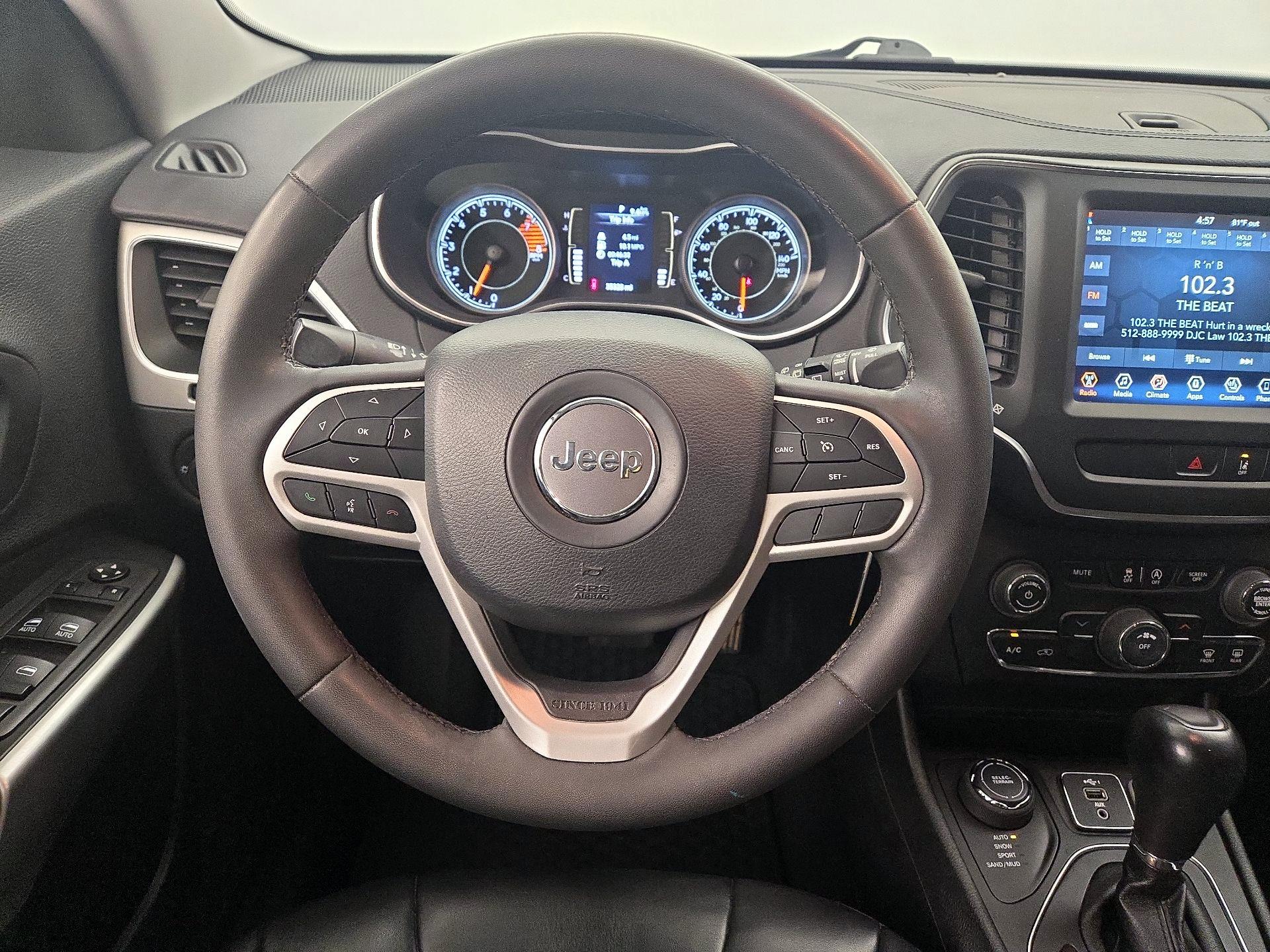 Thumbnail: 2022 Jeep Cherokee - 10