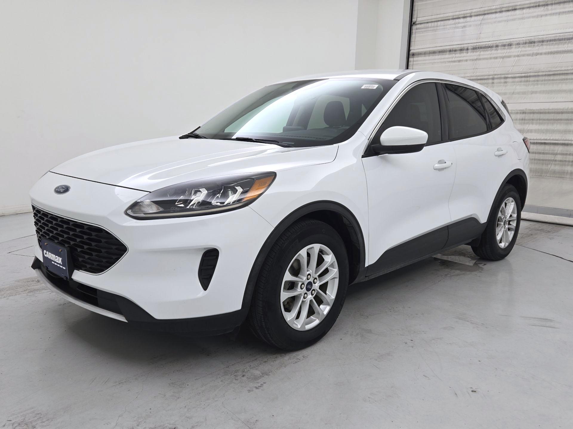 Thumbnail: 2020 Ford Escape - 3