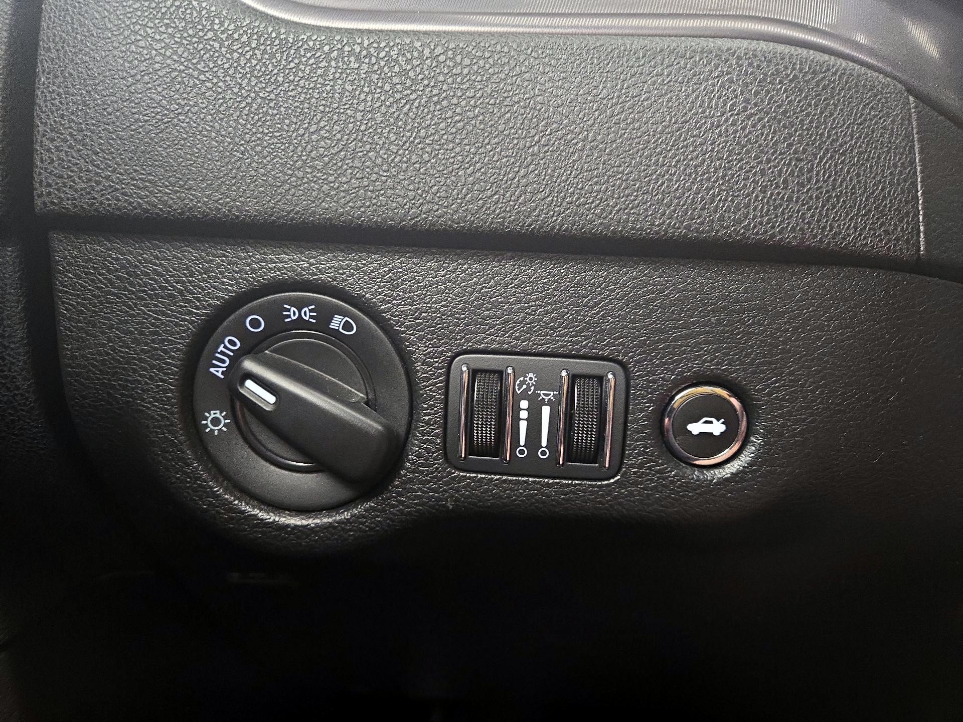 Thumbnail: 2023 Dodge Charger - 13