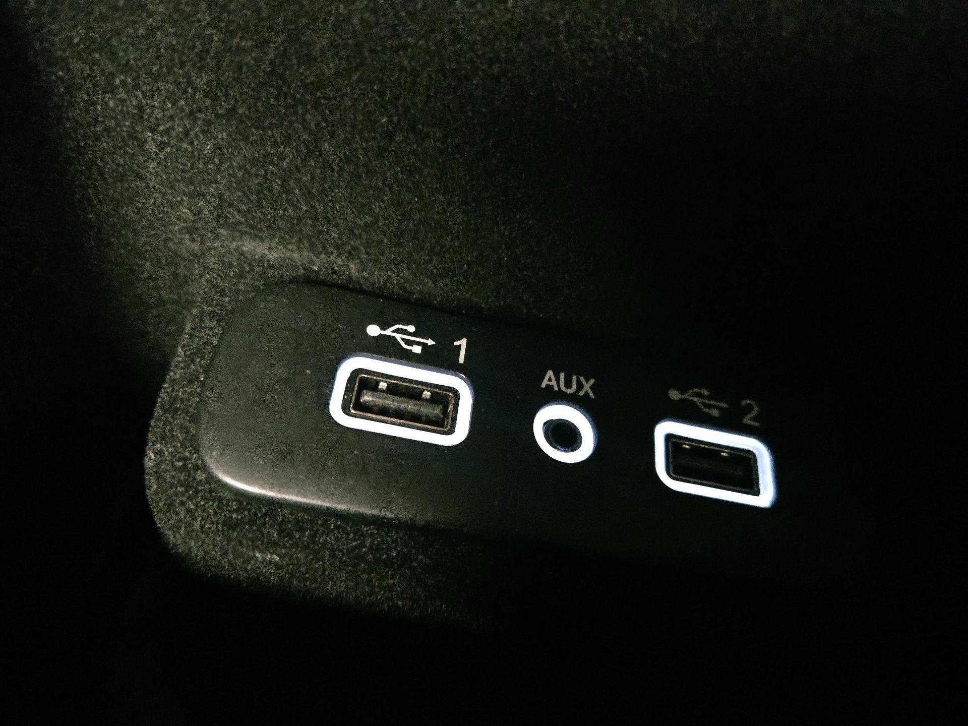 Thumbnail: 2023 Dodge Charger - 18