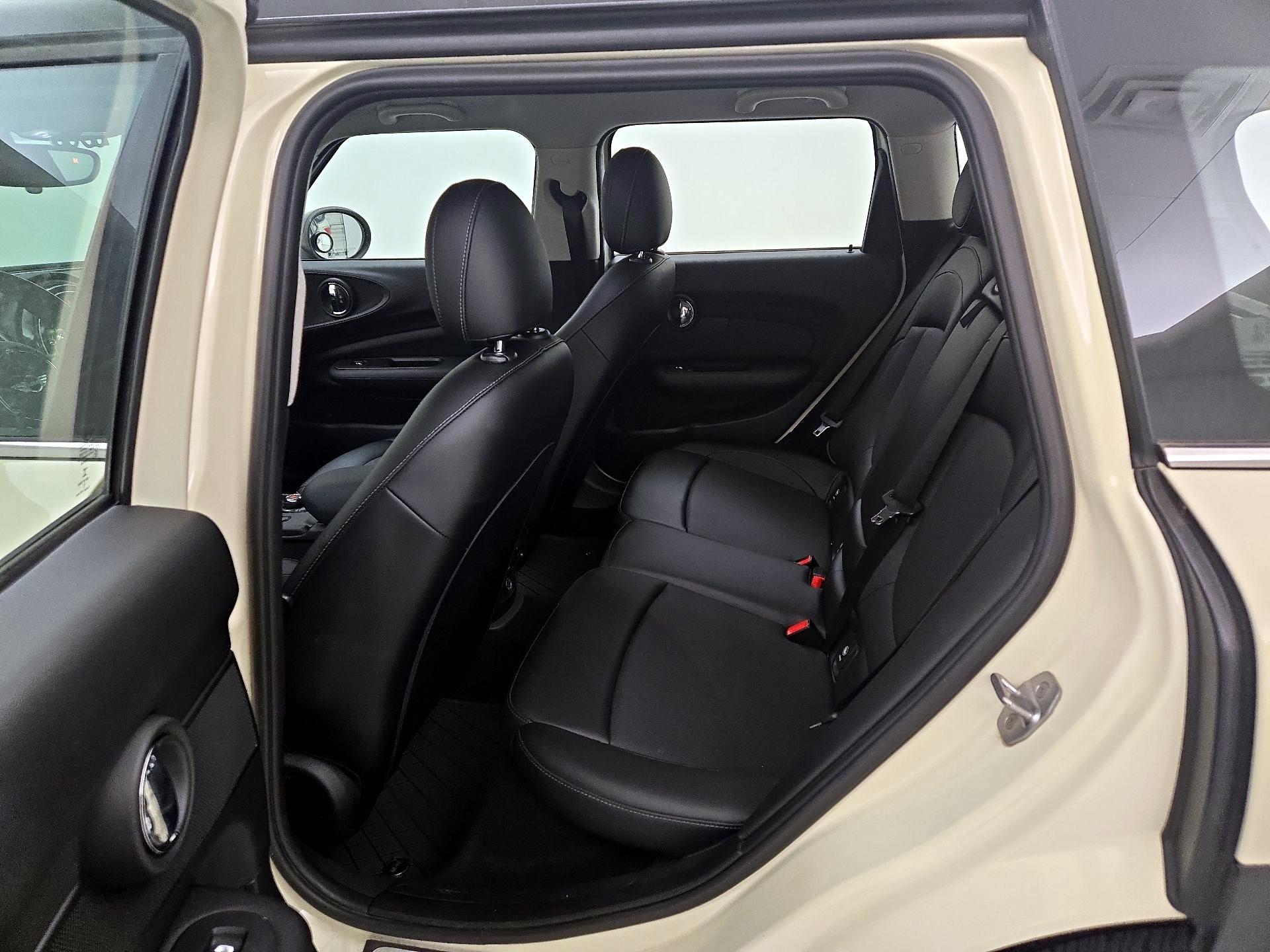 Thumbnail: 2017 MINI Cooper Clubman - 19