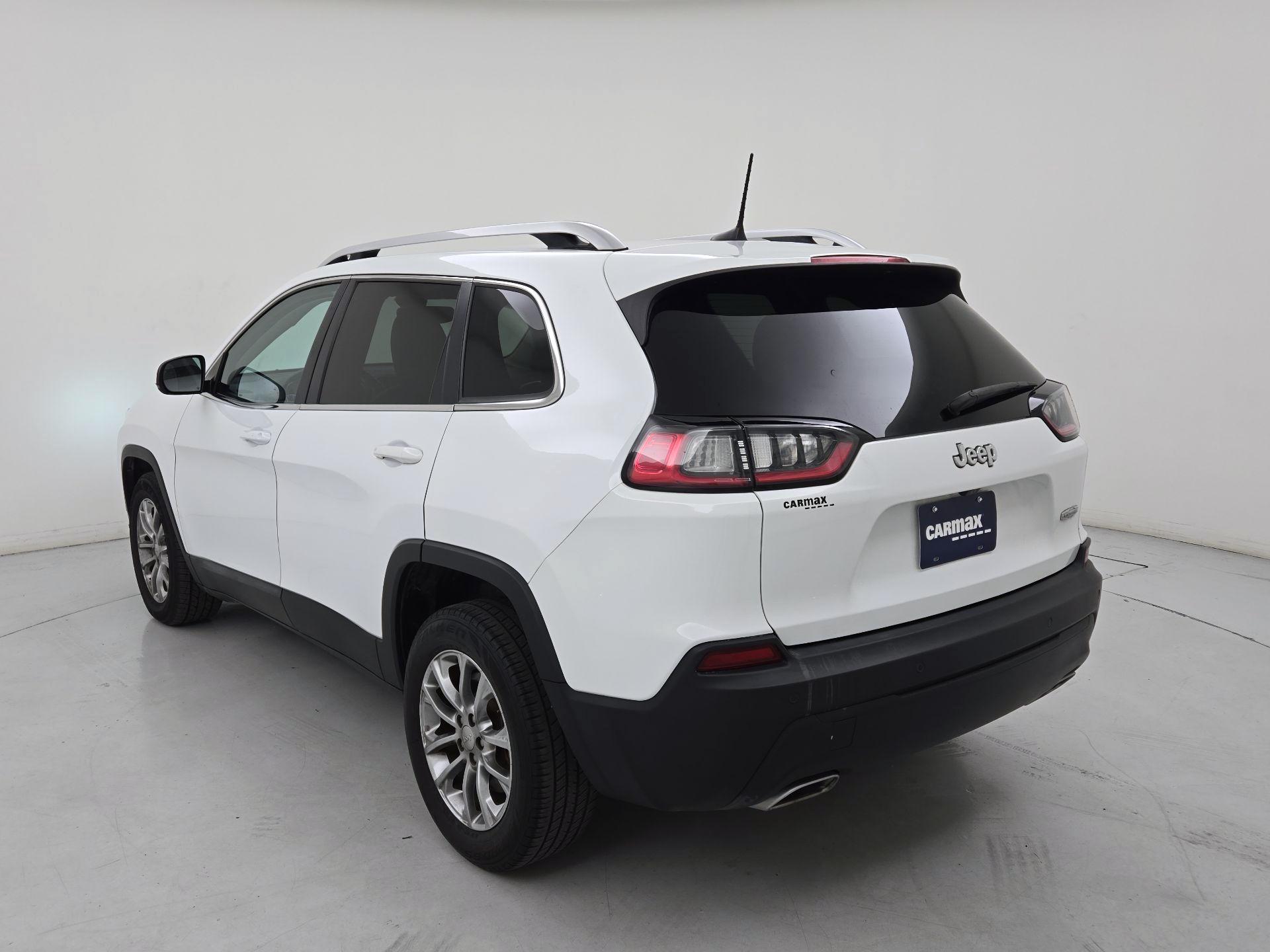 Thumbnail: 2019 Jeep Cherokee - 7