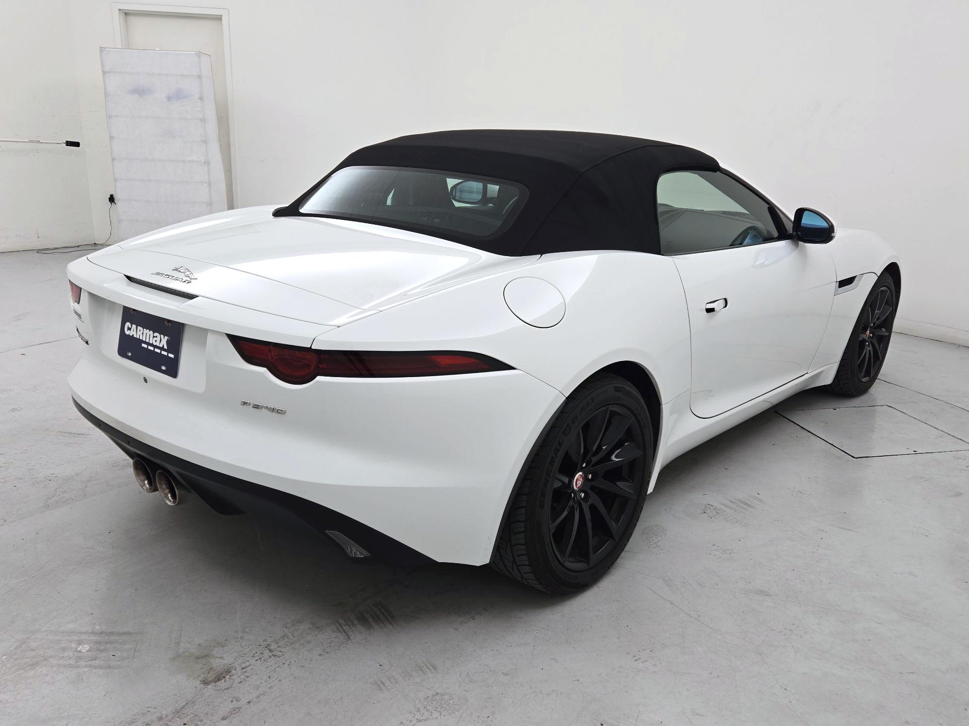 Thumbnail: 2019 Jaguar F-Type - 5