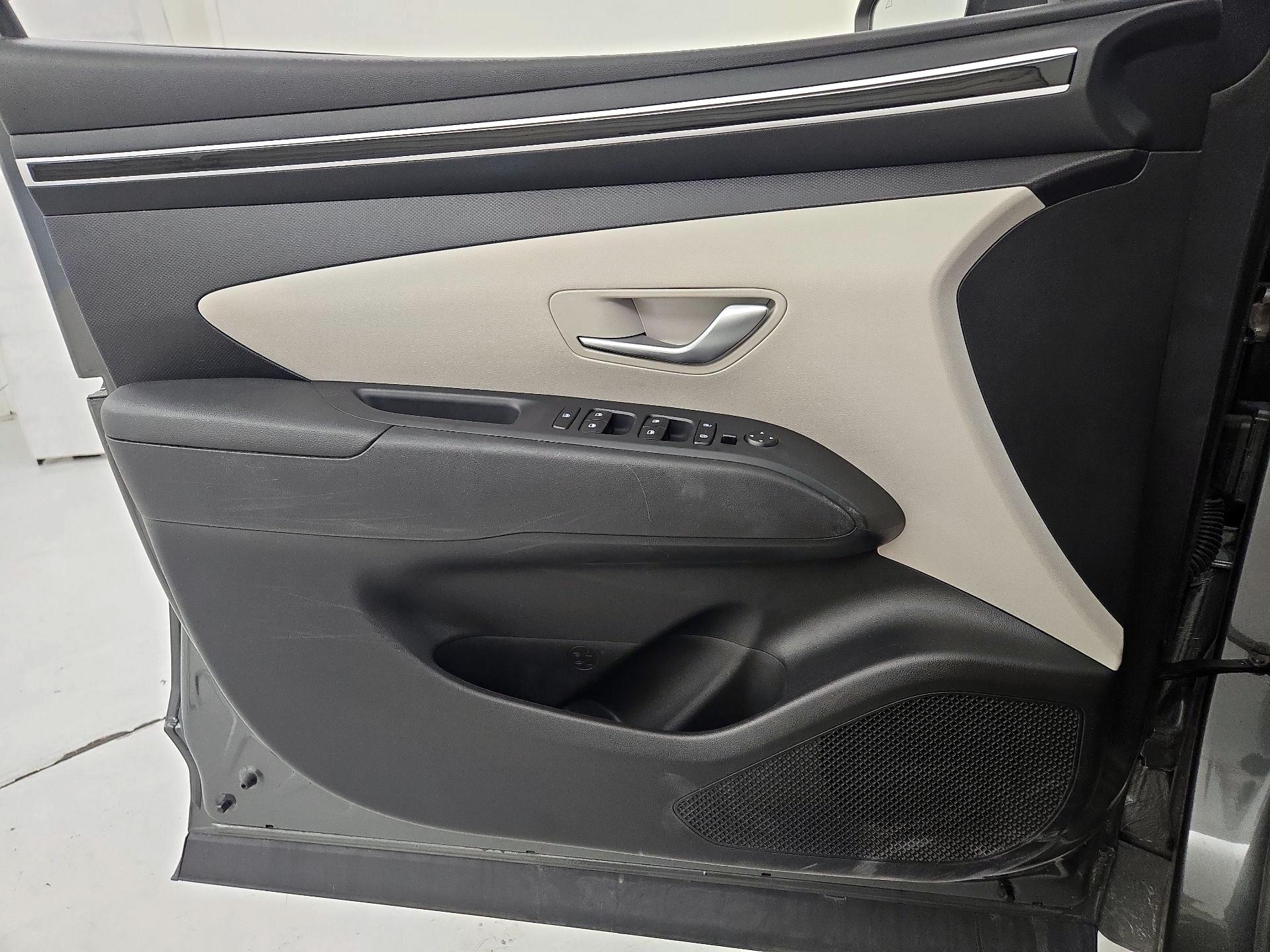 Thumbnail: 2022 Hyundai Tucson - 10