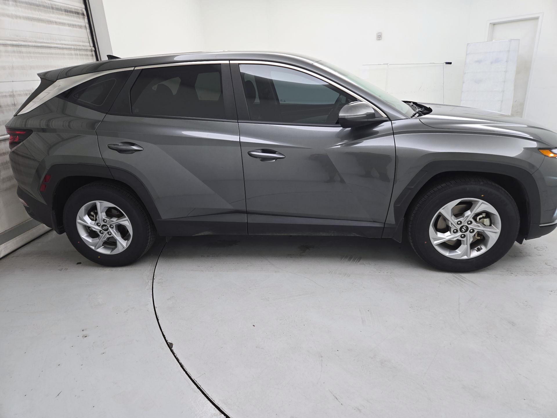 Thumbnail: 2022 Hyundai Tucson - 4