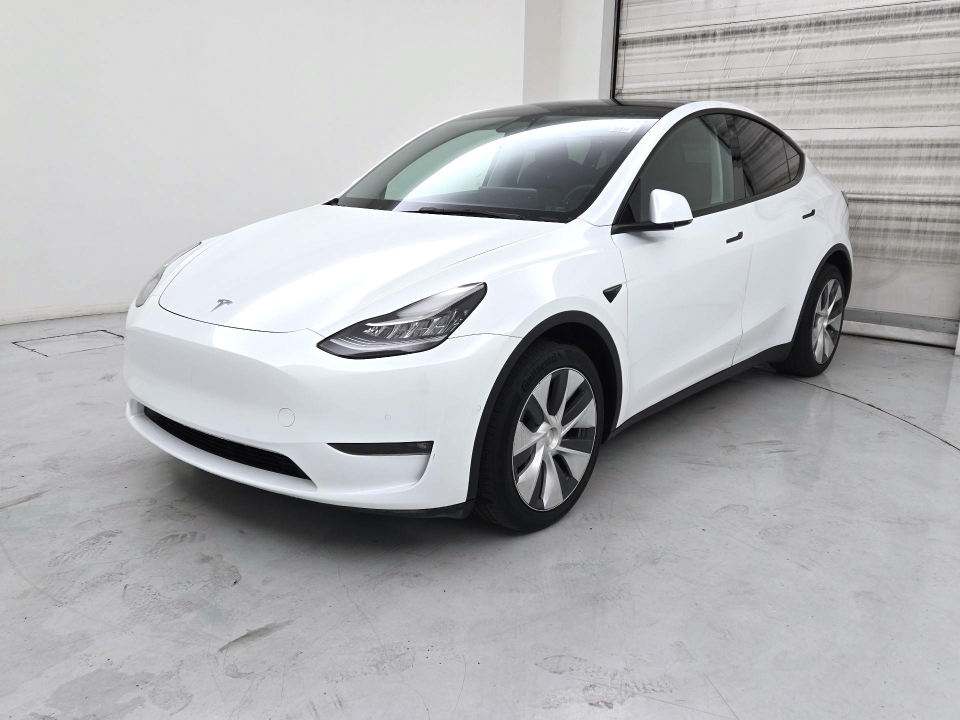 Thumbnail: 2021 Tesla Model Y - 3