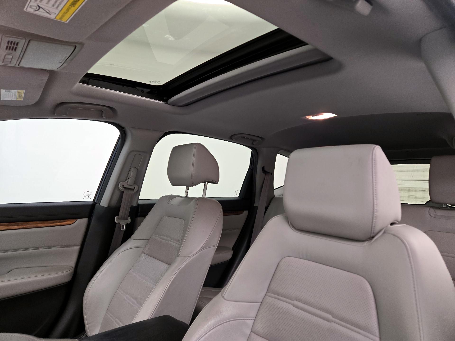 Thumbnail: 2017 Honda CR-V - 17