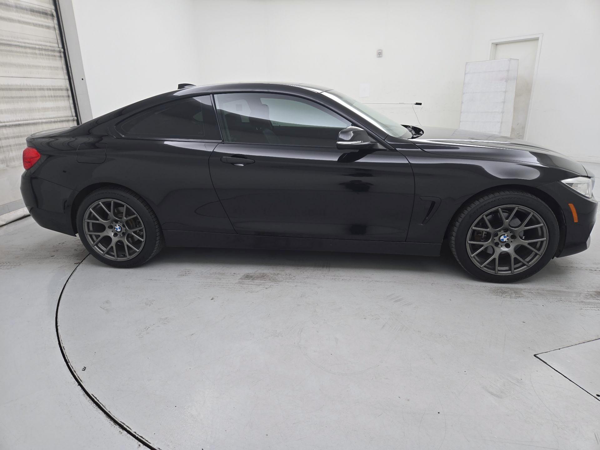 Thumbnail: 2015 BMW 4 Series - 4