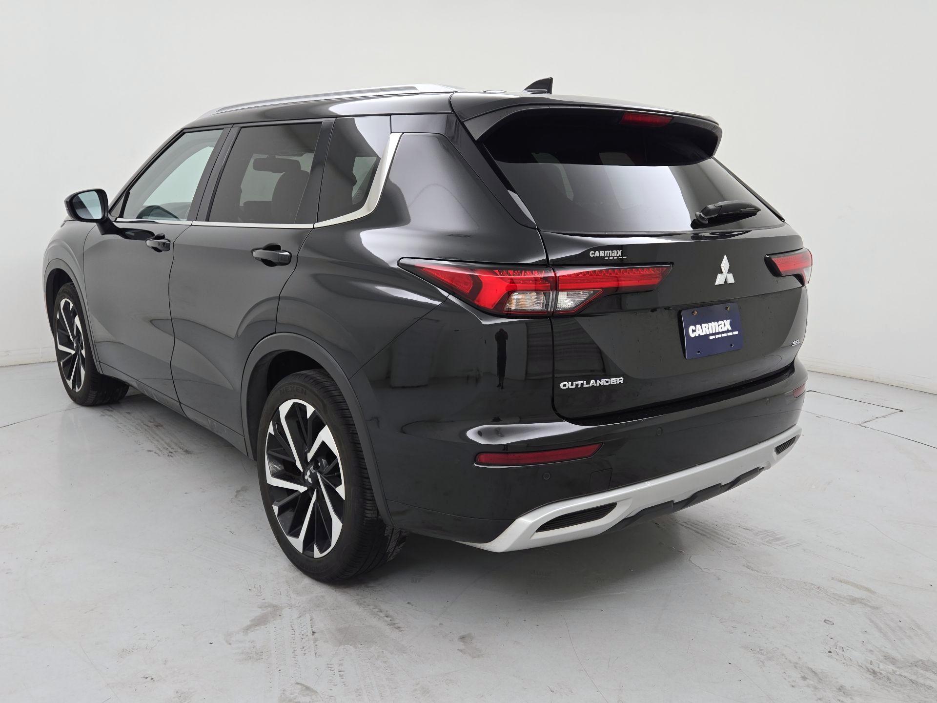 Thumbnail: 2024 Mitsubishi Outlander - 5