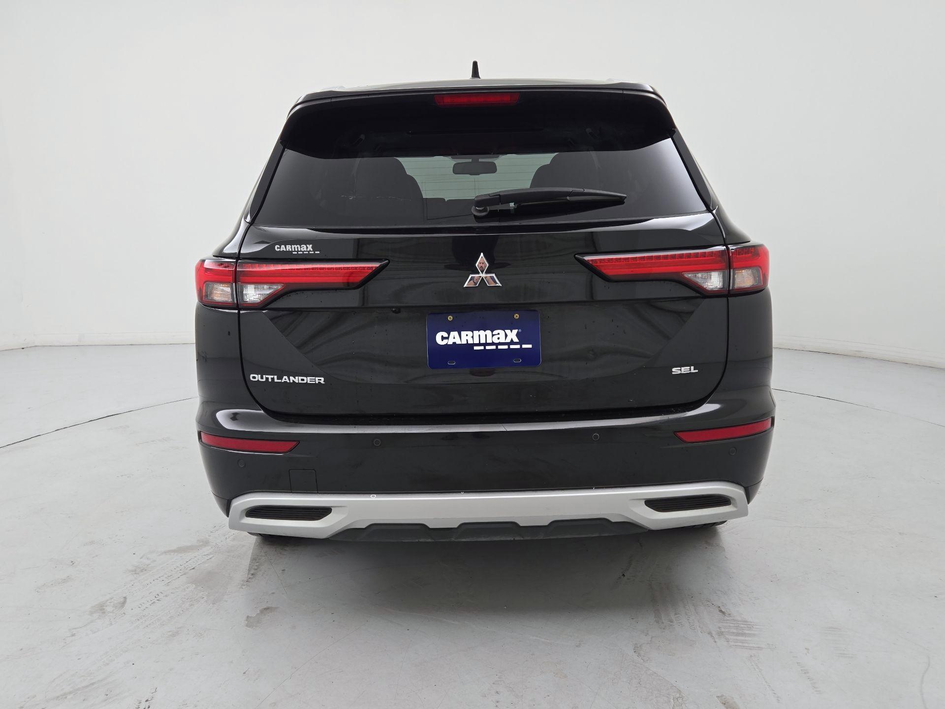 Thumbnail: 2024 Mitsubishi Outlander - 6