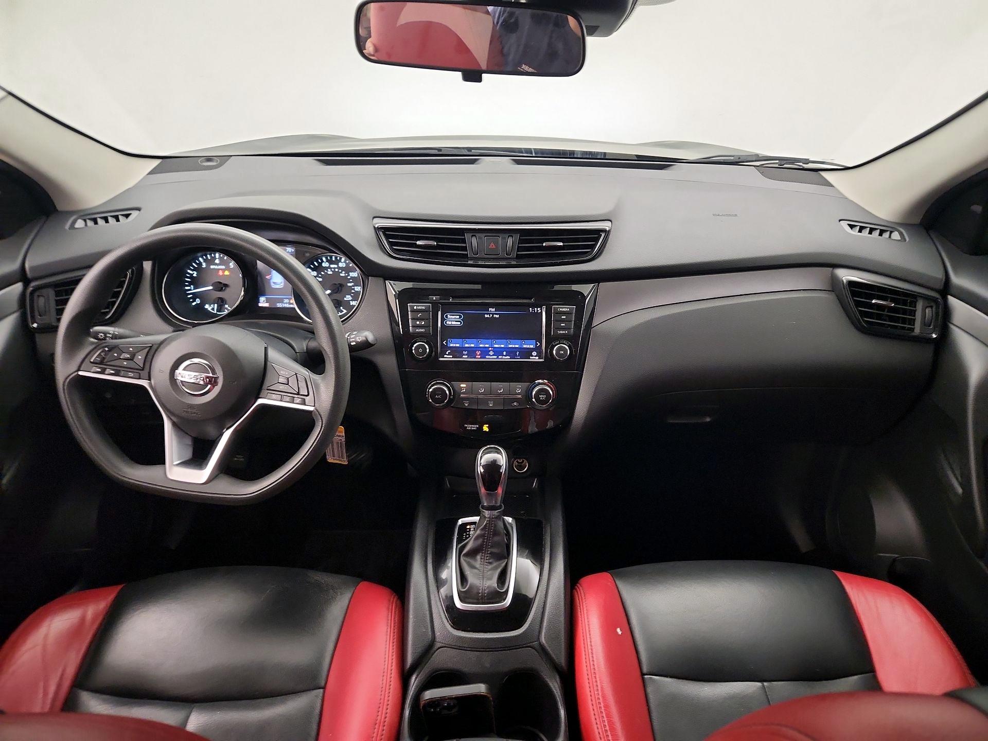 Thumbnail: 2020 Nissan Rogue Sport - 9