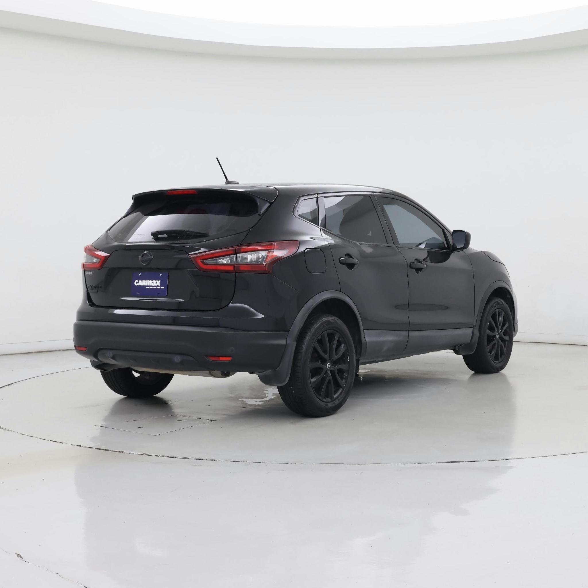 Thumbnail: 2020 Nissan Rogue Sport - 8