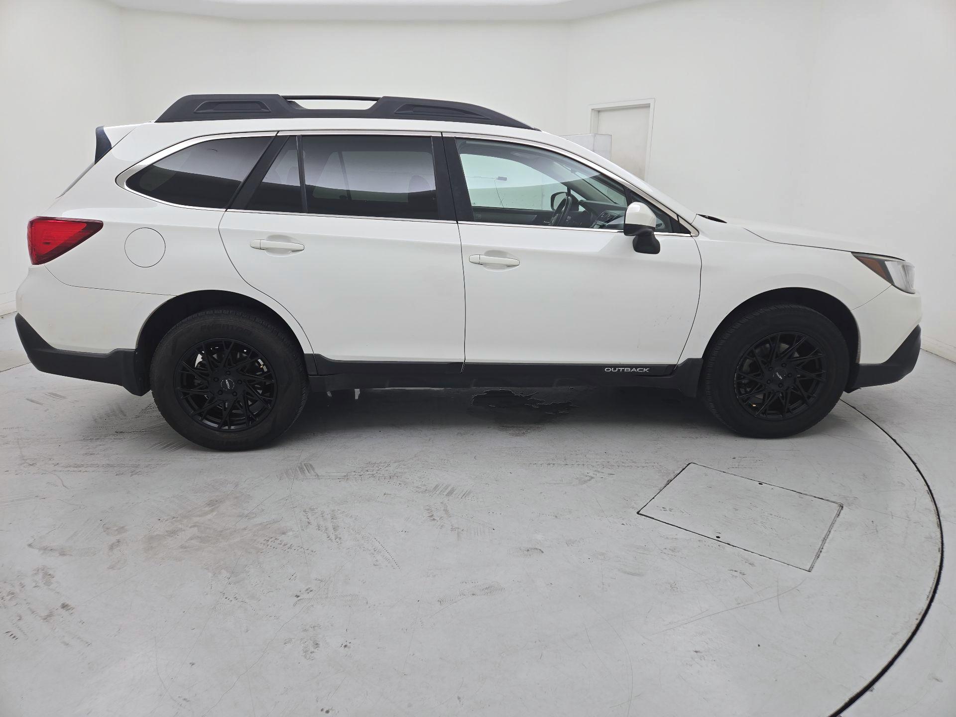Thumbnail: 2018 Subaru Outback - 4