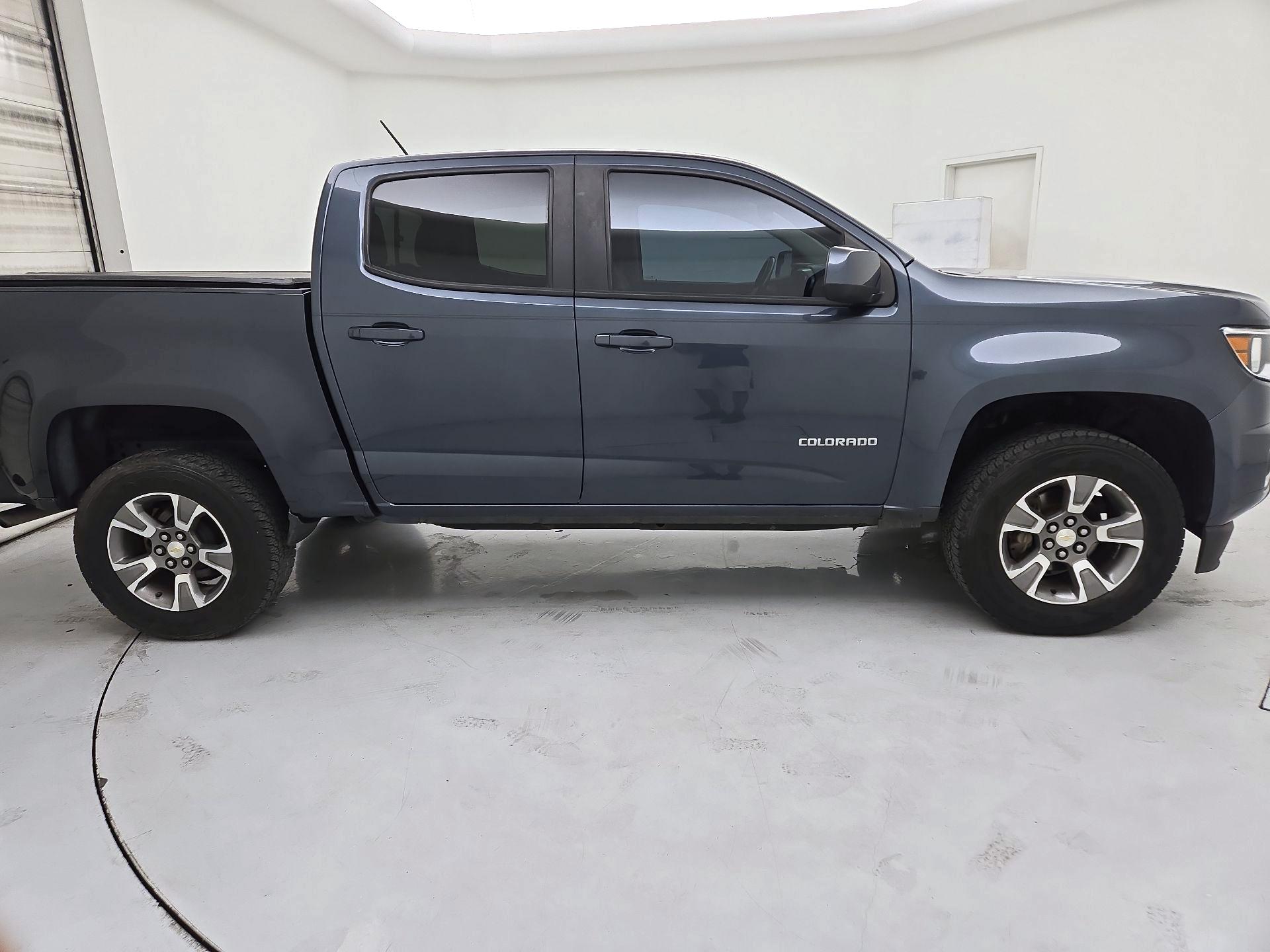 Thumbnail: 2019 Chevrolet Colorado - 4