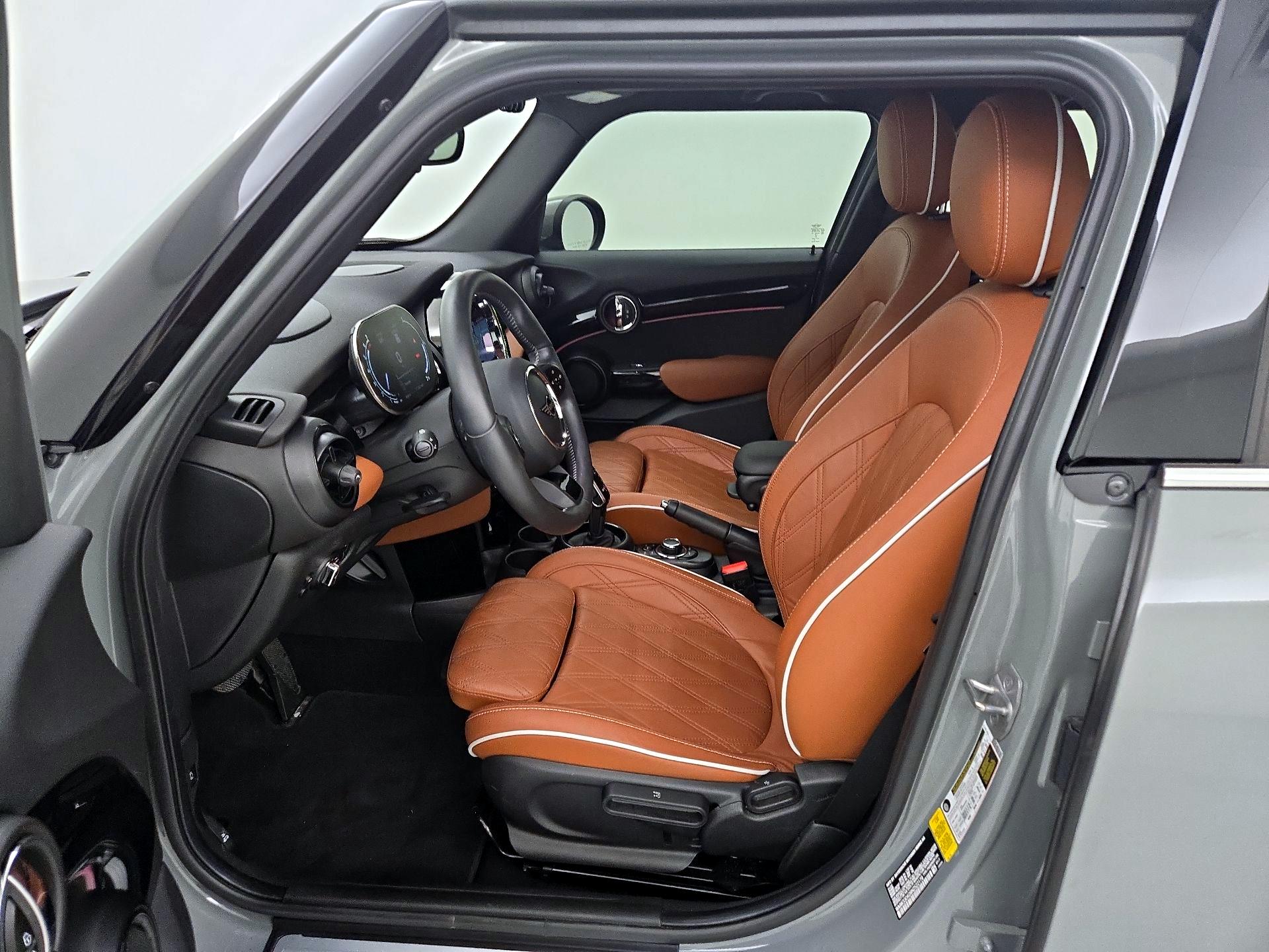 Thumbnail: 2022 MINI Cooper Hardtop - 11