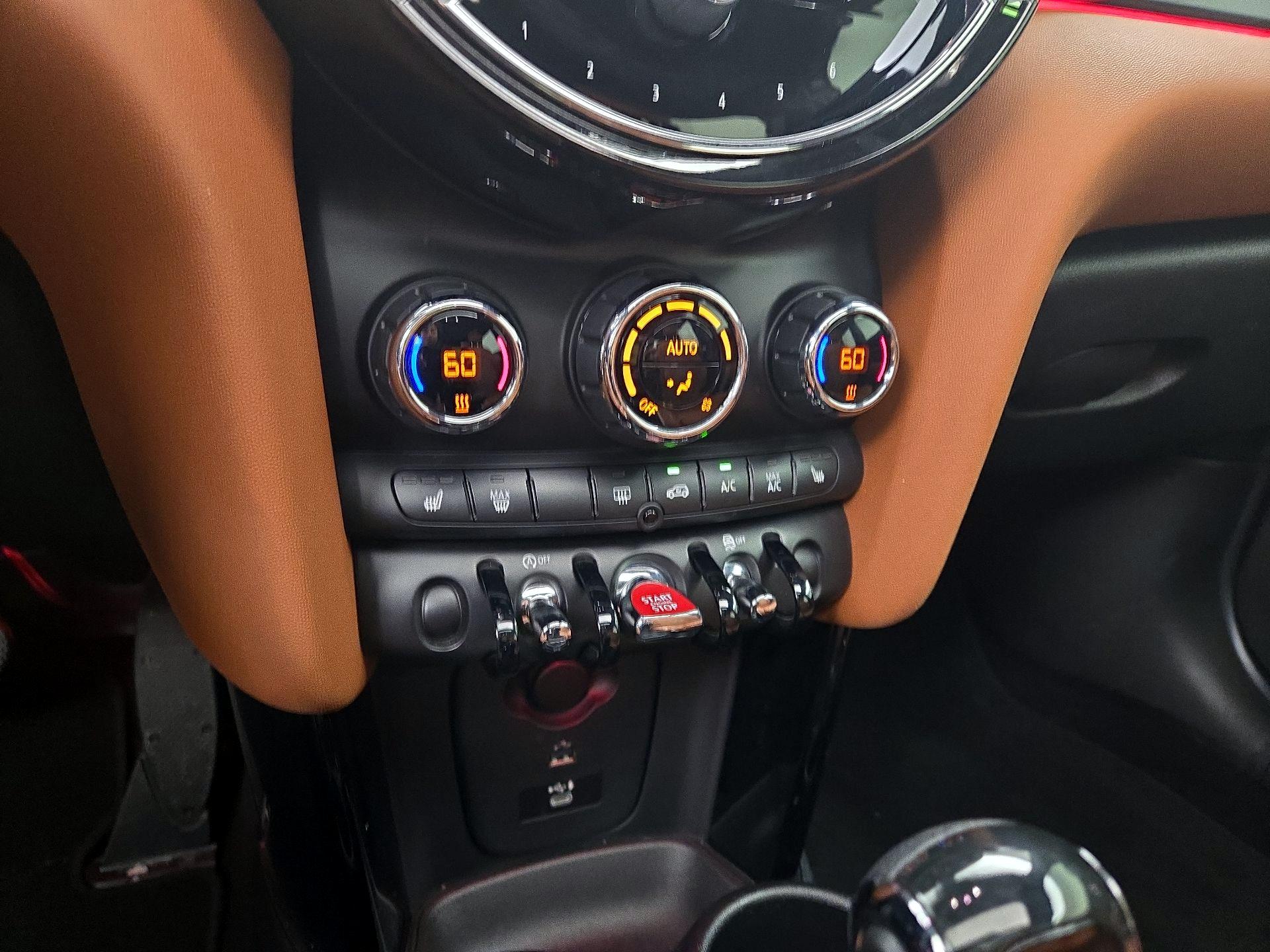 Thumbnail: 2022 MINI Cooper Hardtop - 17