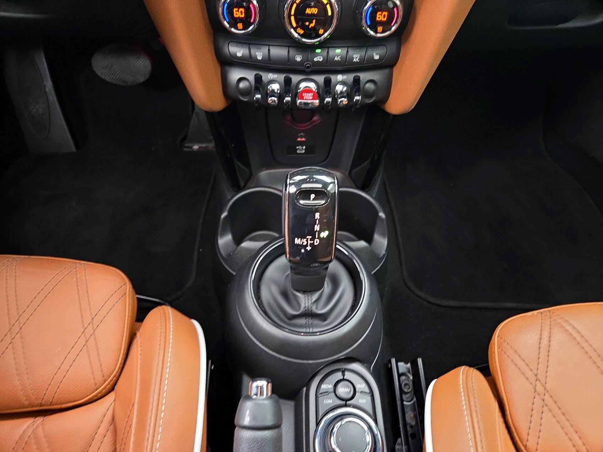 Thumbnail: 2022 MINI Cooper Hardtop - 18
