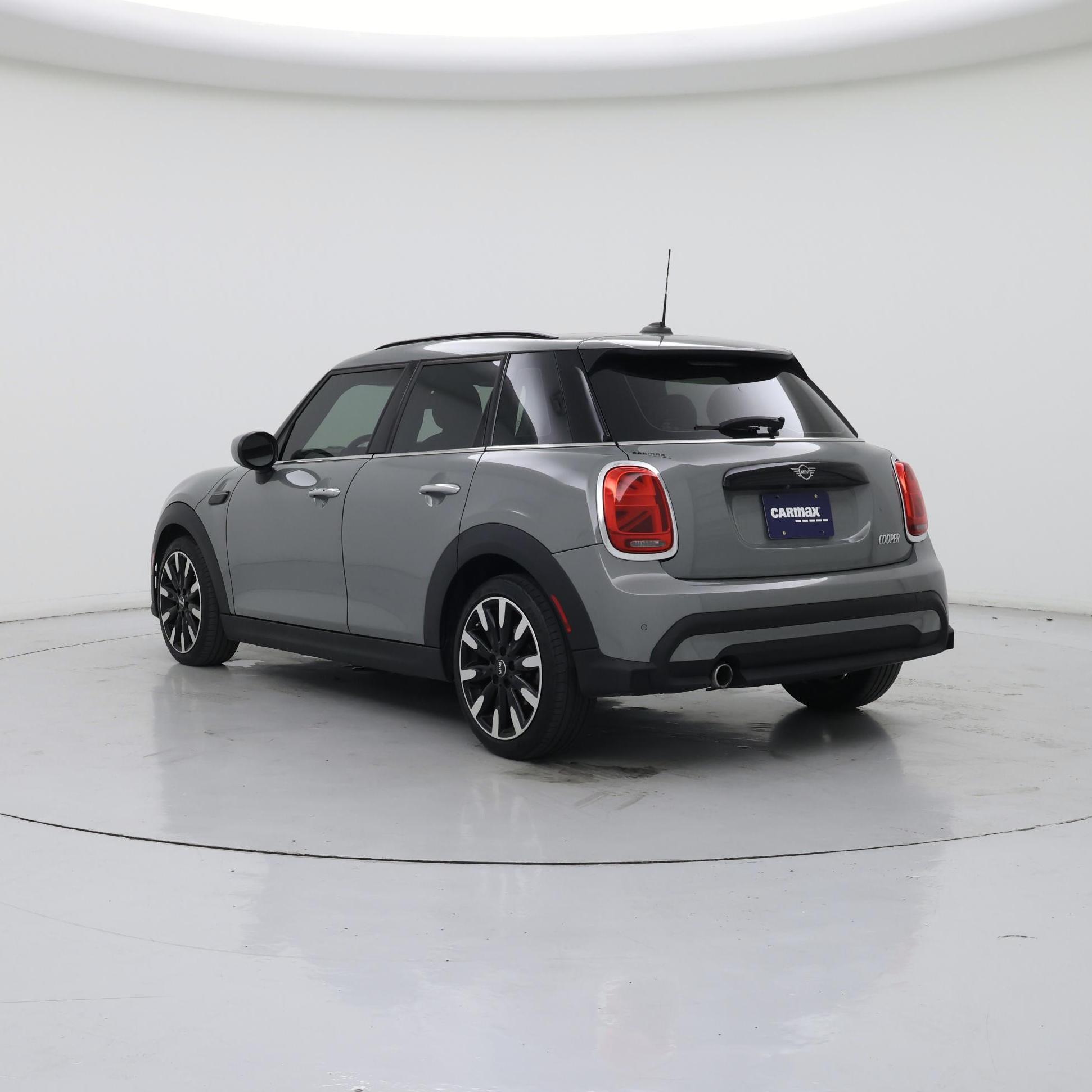 Thumbnail: 2022 MINI Cooper Hardtop - 2
