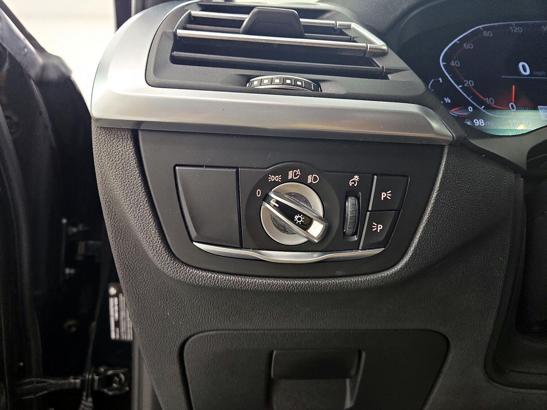 Thumbnail: 2023 BMW X3 - 11