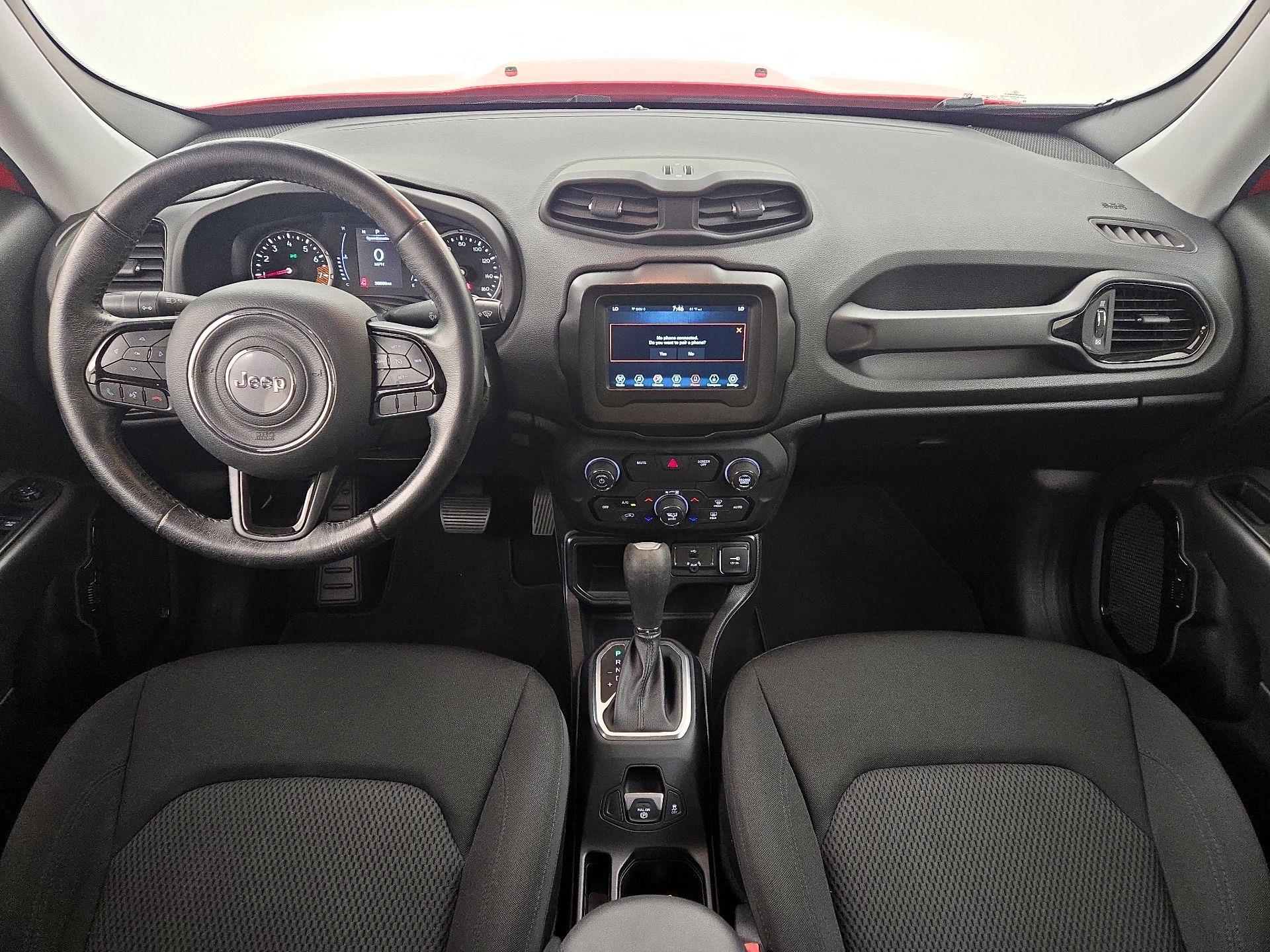 Thumbnail: 2019 Jeep Renegade - 9