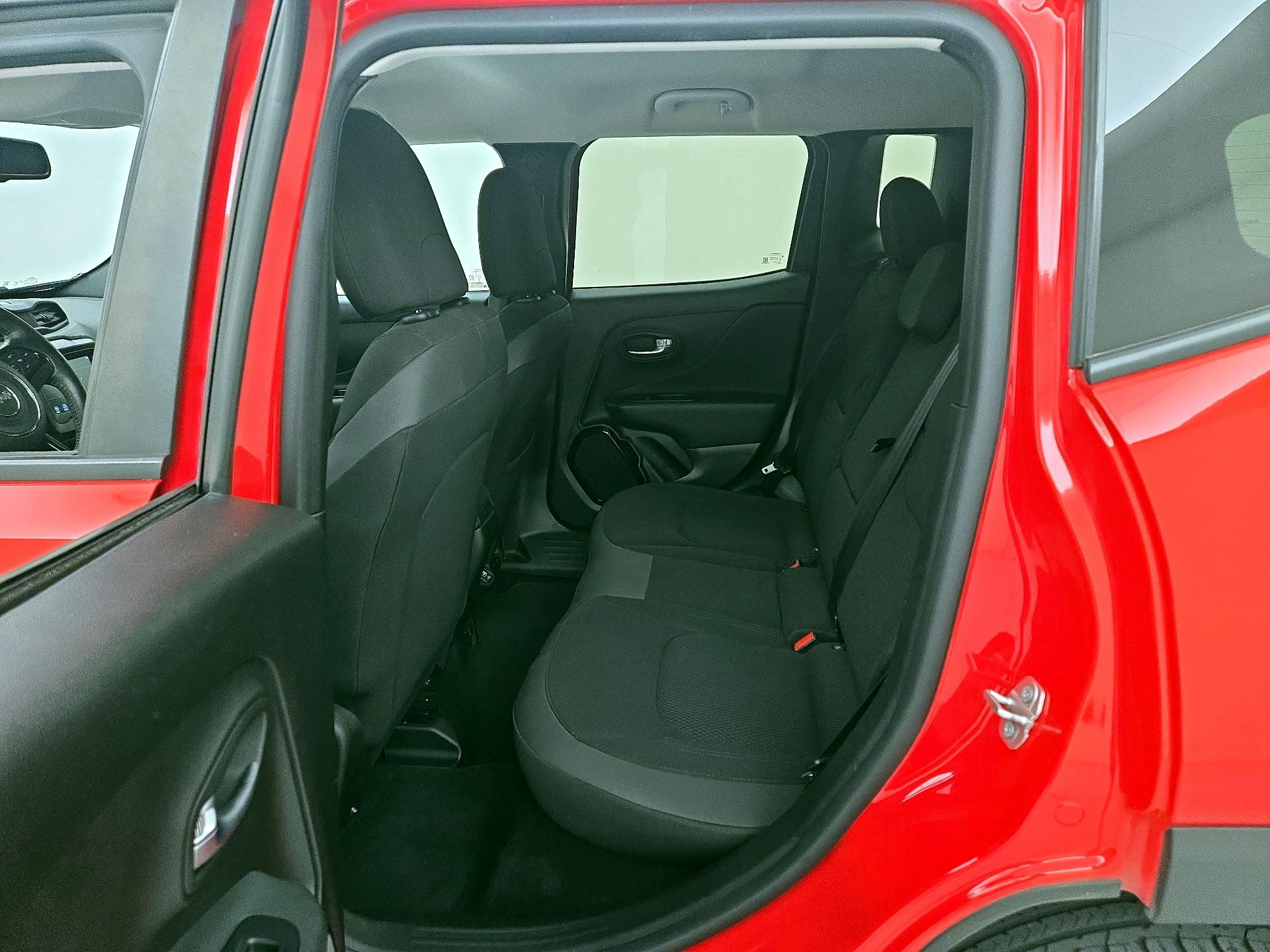 Thumbnail: 2019 Jeep Renegade - 19