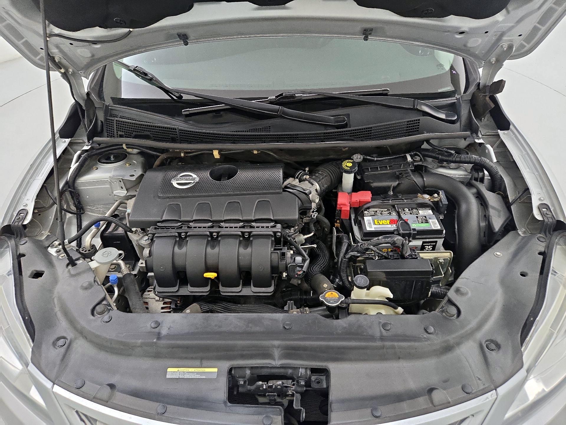 Thumbnail: 2015 Nissan Sentra - 18