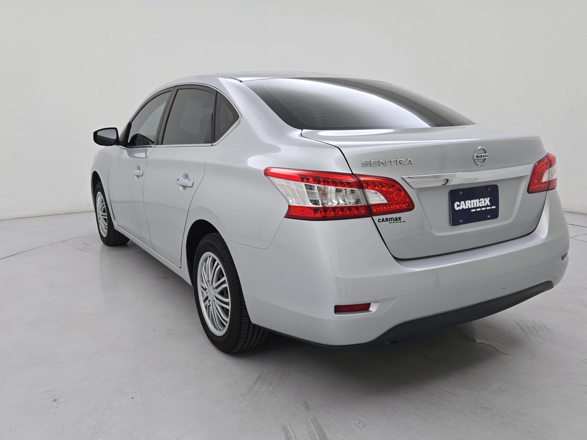 Thumbnail: 2015 Nissan Sentra - 7
