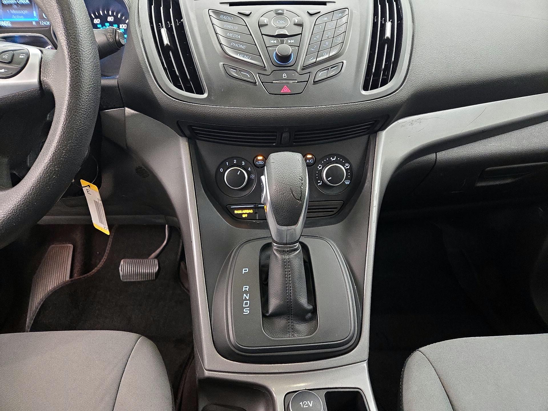 Thumbnail: 2016 Ford Escape - 17