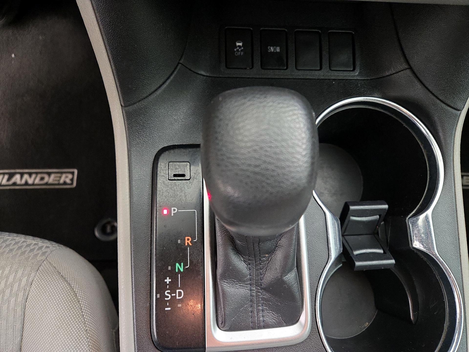 Thumbnail: 2019 Toyota Highlander - 15