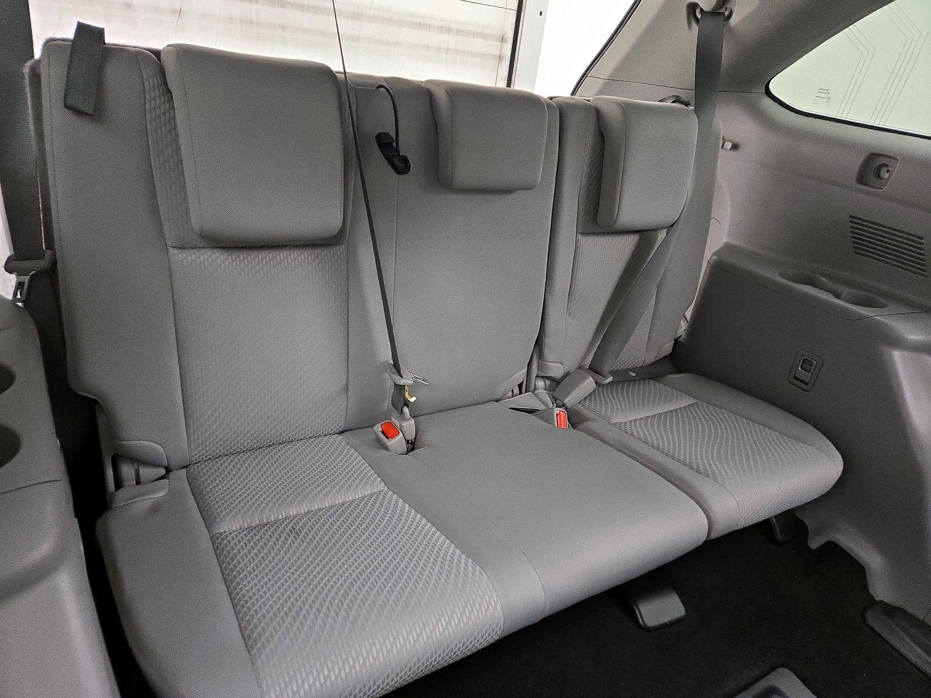 Thumbnail: 2019 Toyota Highlander - 18