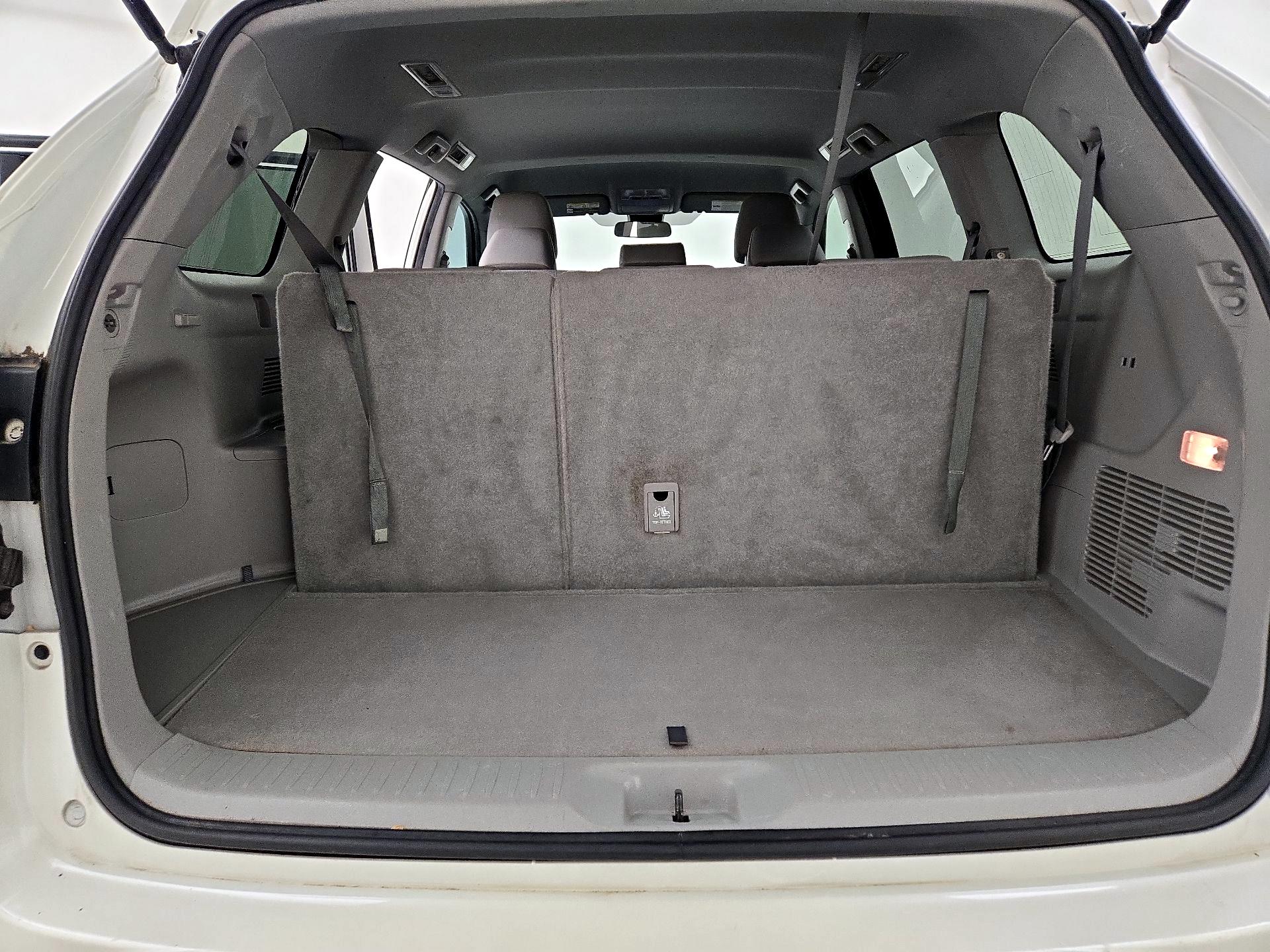 Thumbnail: 2019 Toyota Highlander - 19
