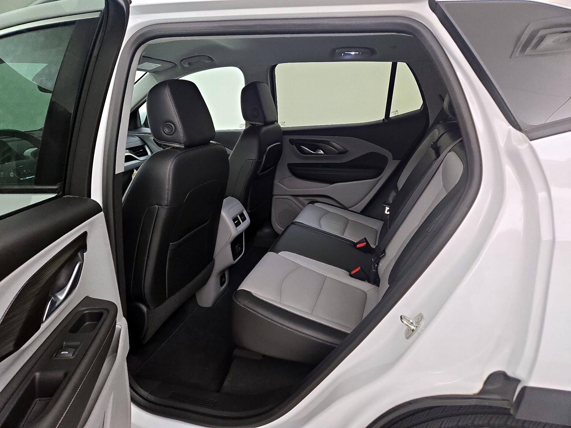 Thumbnail: 2022 GMC Terrain - 19