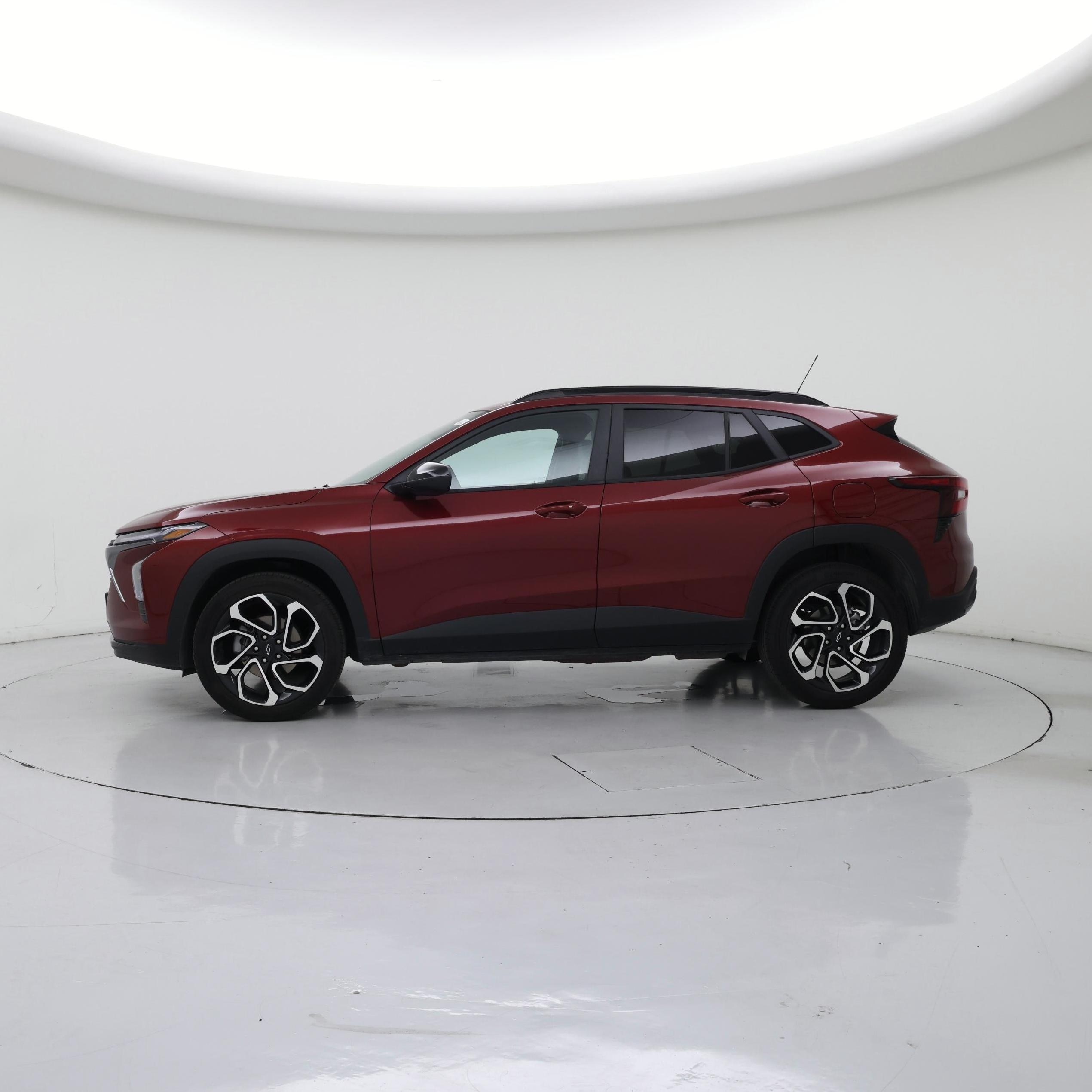 Thumbnail: 2025 Chevrolet Trax - 3