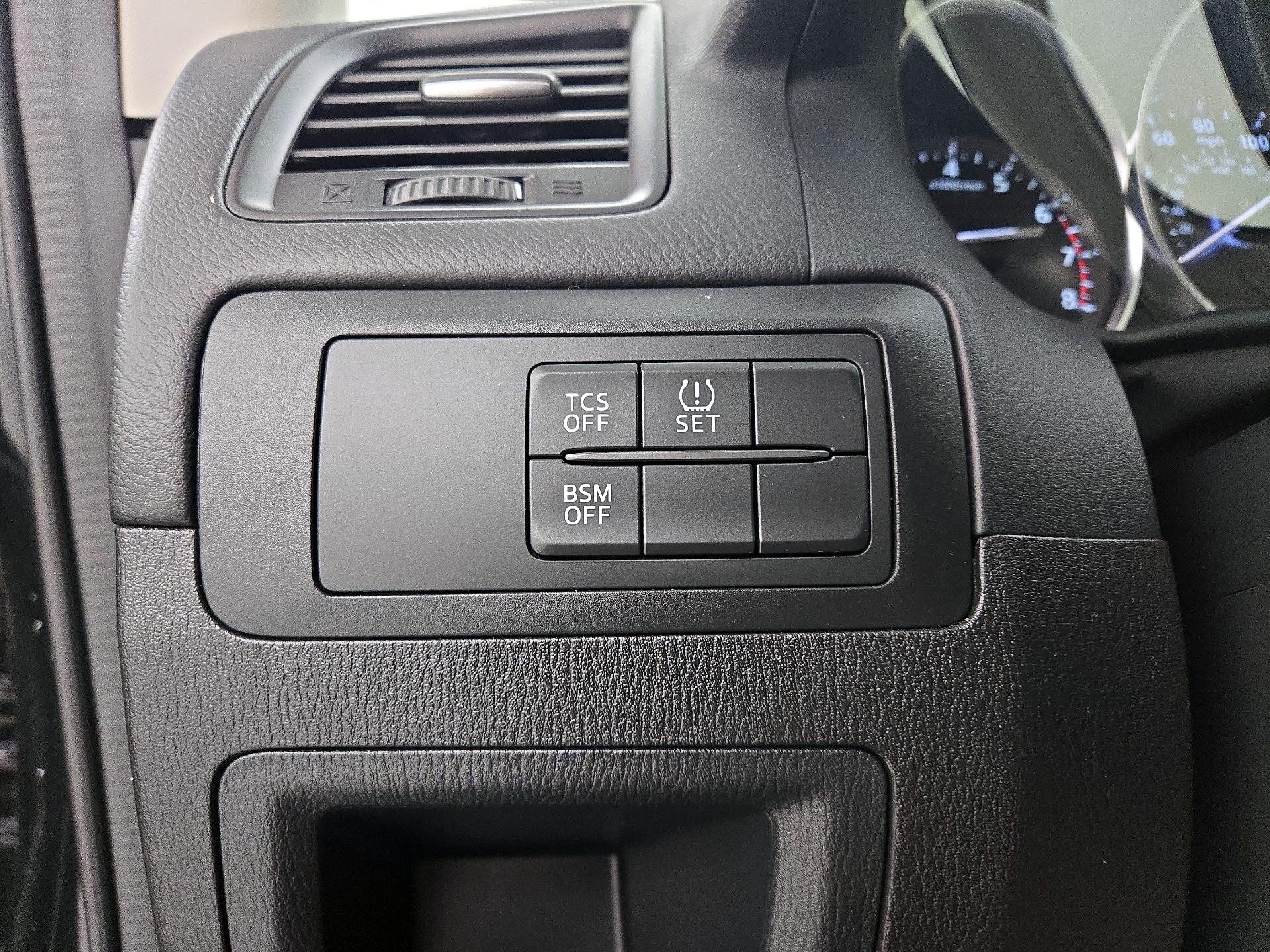 Thumbnail: 2015 Mazda CX-5 - 13