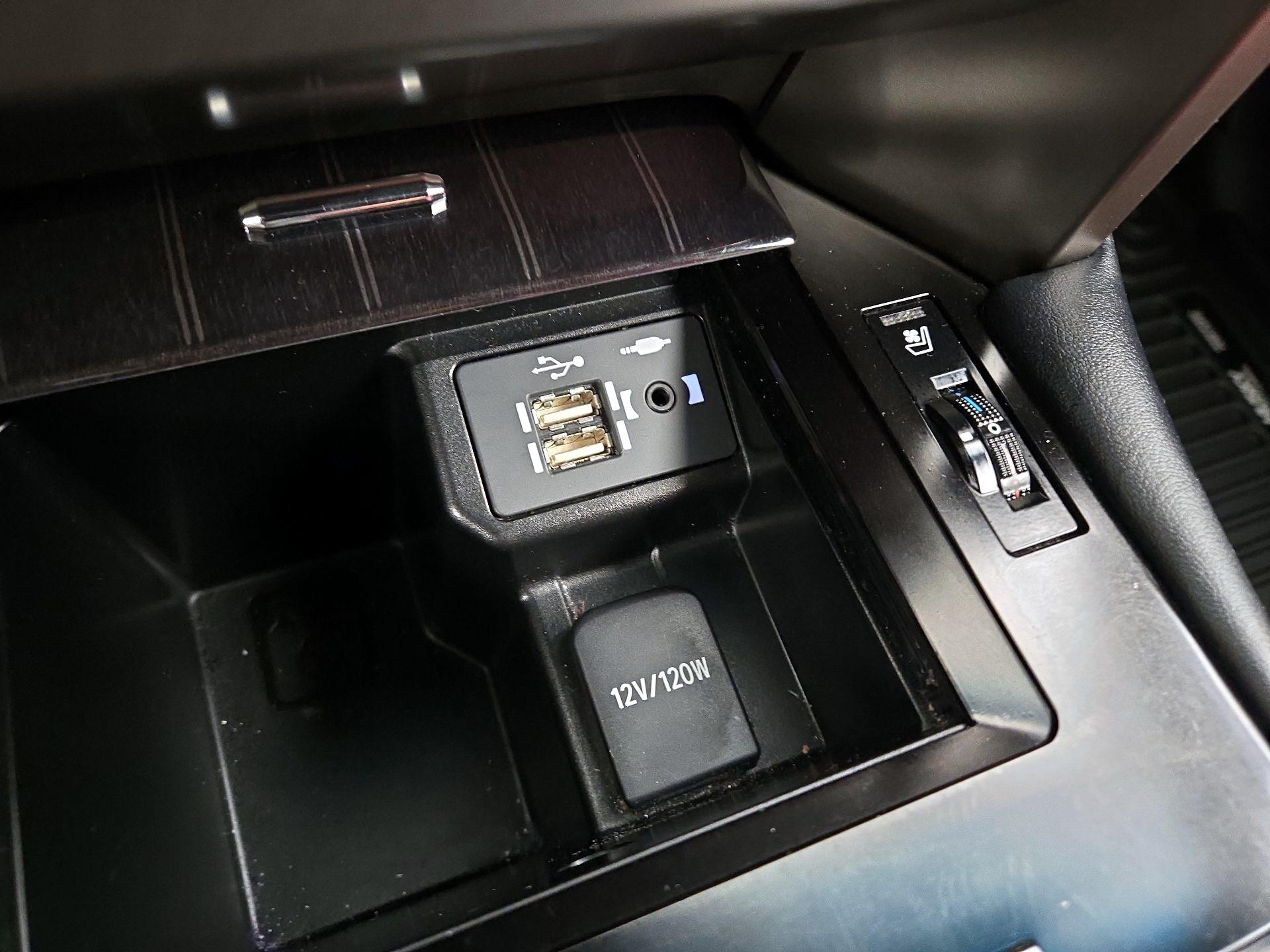 Thumbnail: 2021 Lexus GX - 17