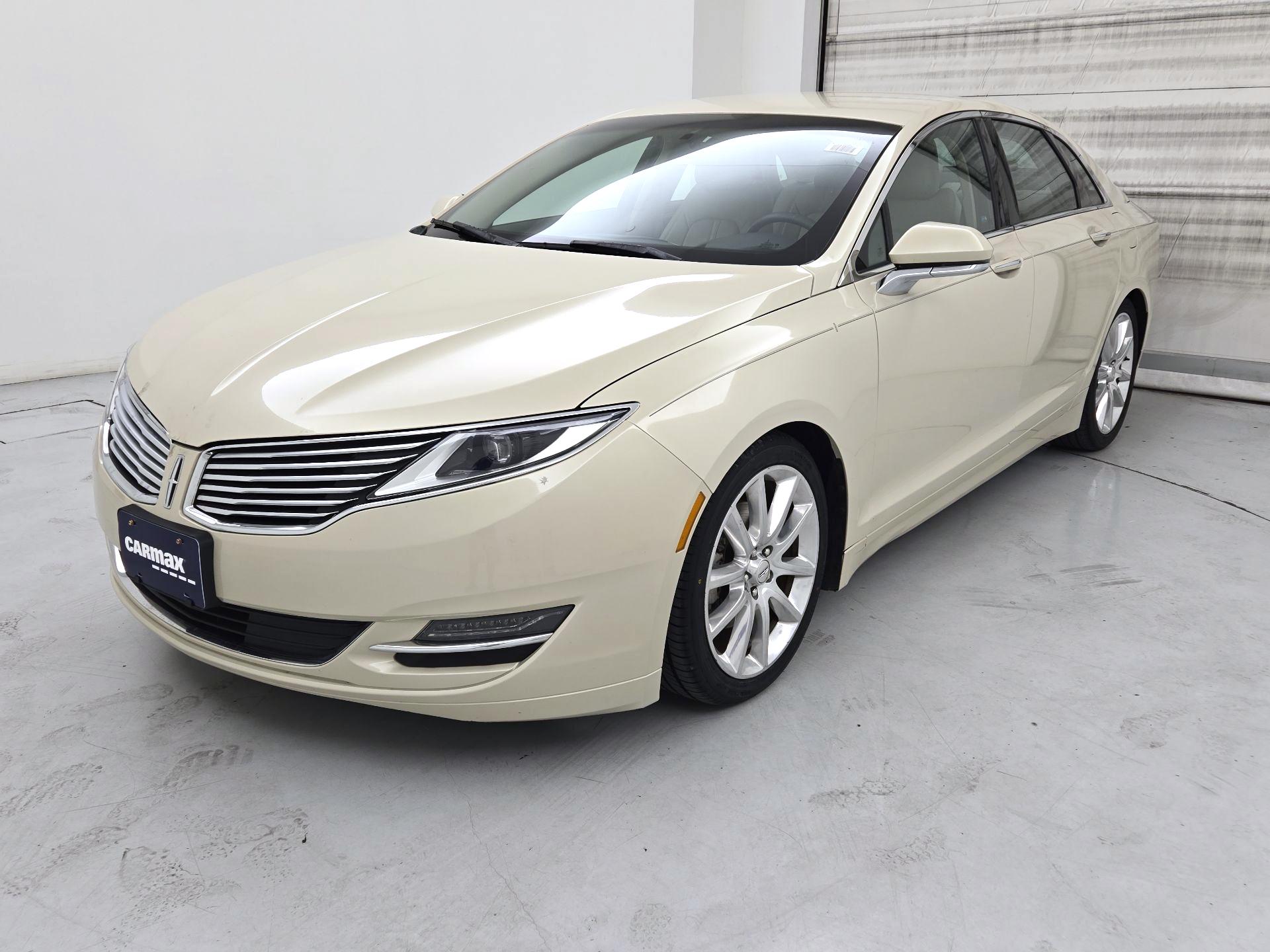 Thumbnail: 2016 Lincoln MKZ - 3