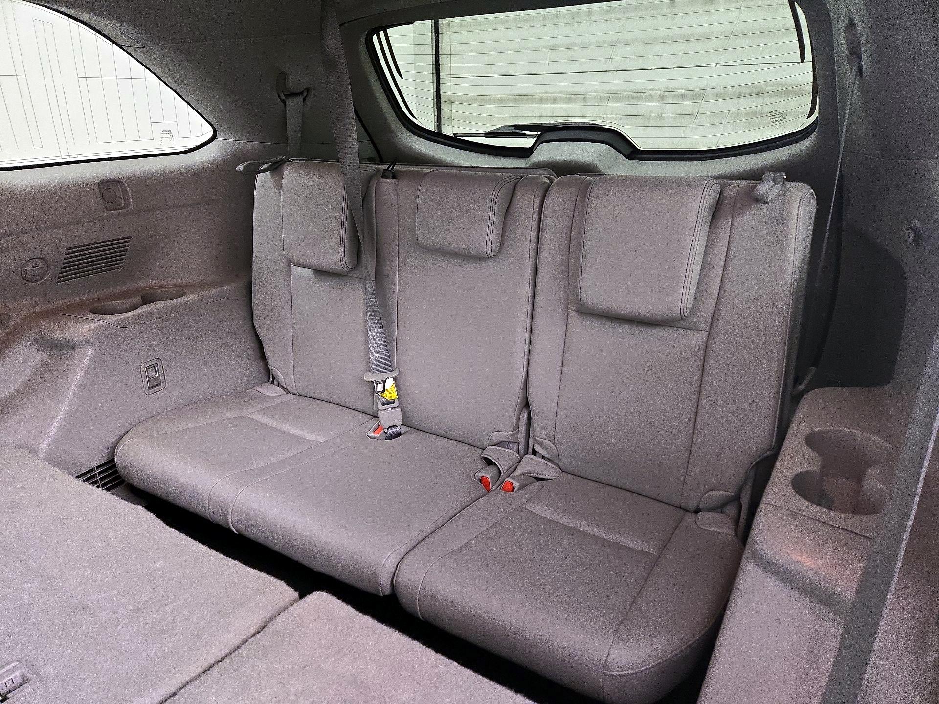 Thumbnail: 2015 Toyota Highlander - 20
