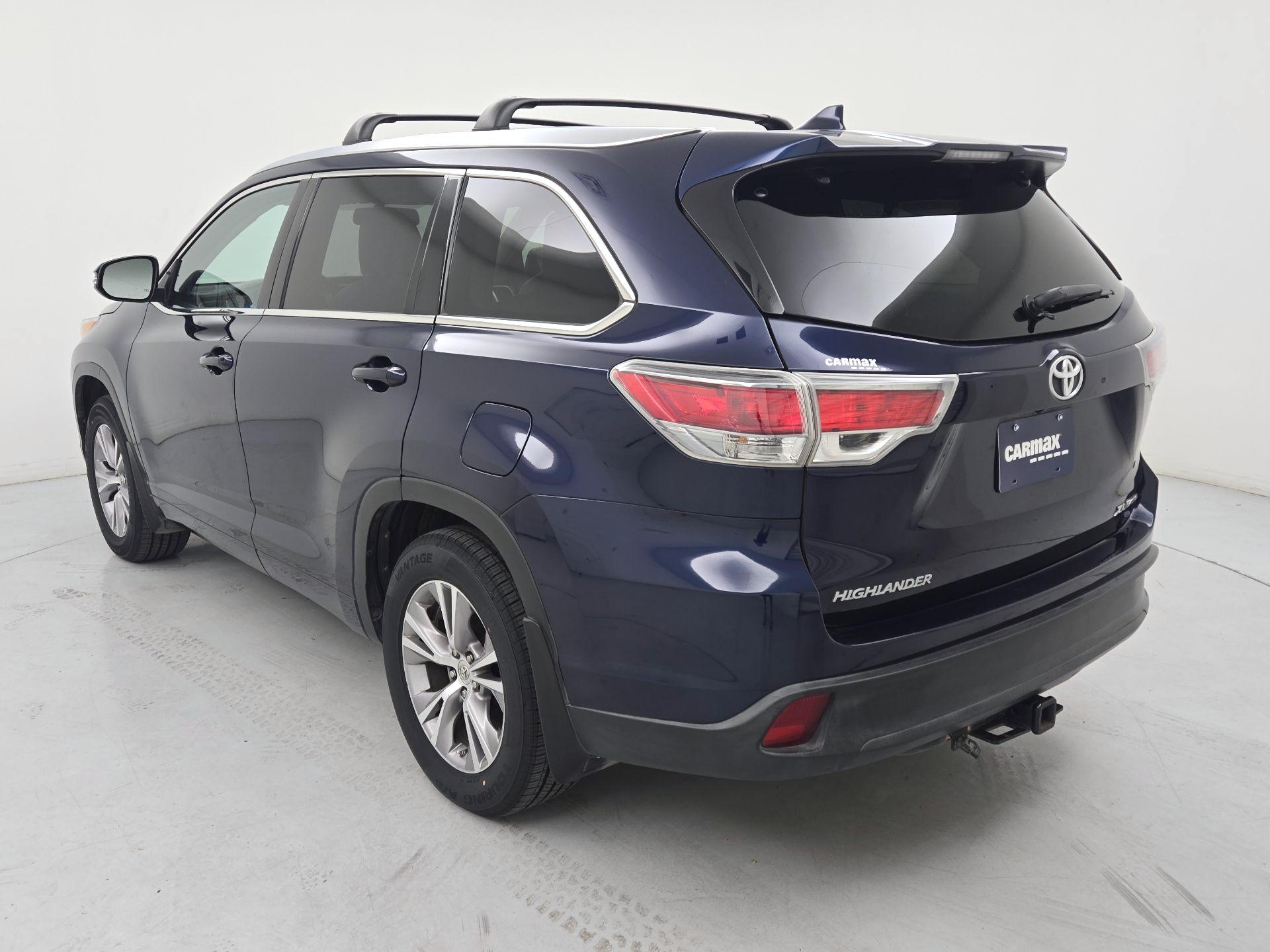 Thumbnail: 2015 Toyota Highlander - 7