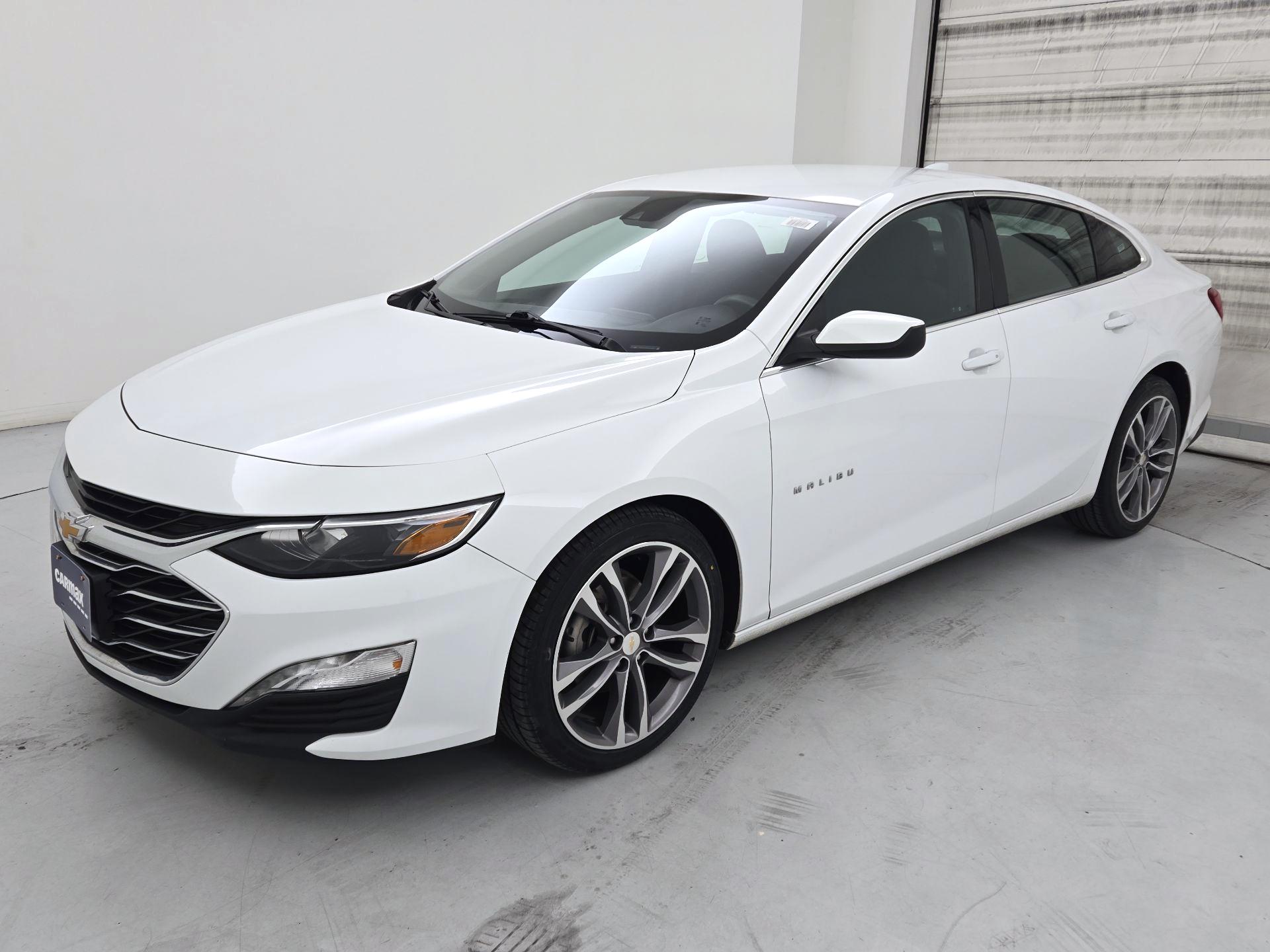 Thumbnail: 2023 Chevrolet Malibu - 3