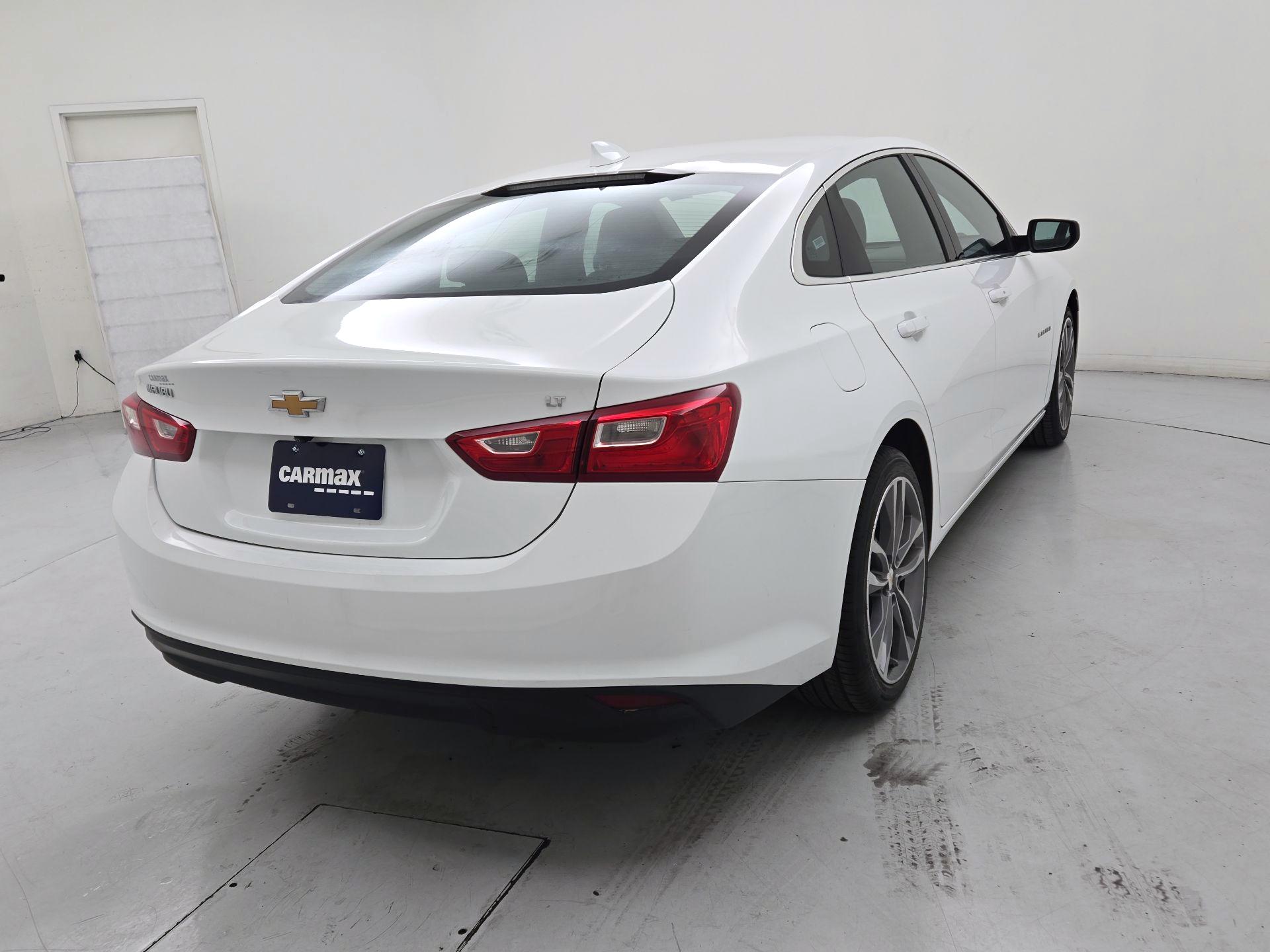 Thumbnail: 2023 Chevrolet Malibu - 5