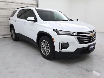 White 2023 Chevrolet Traverse LT Cloth