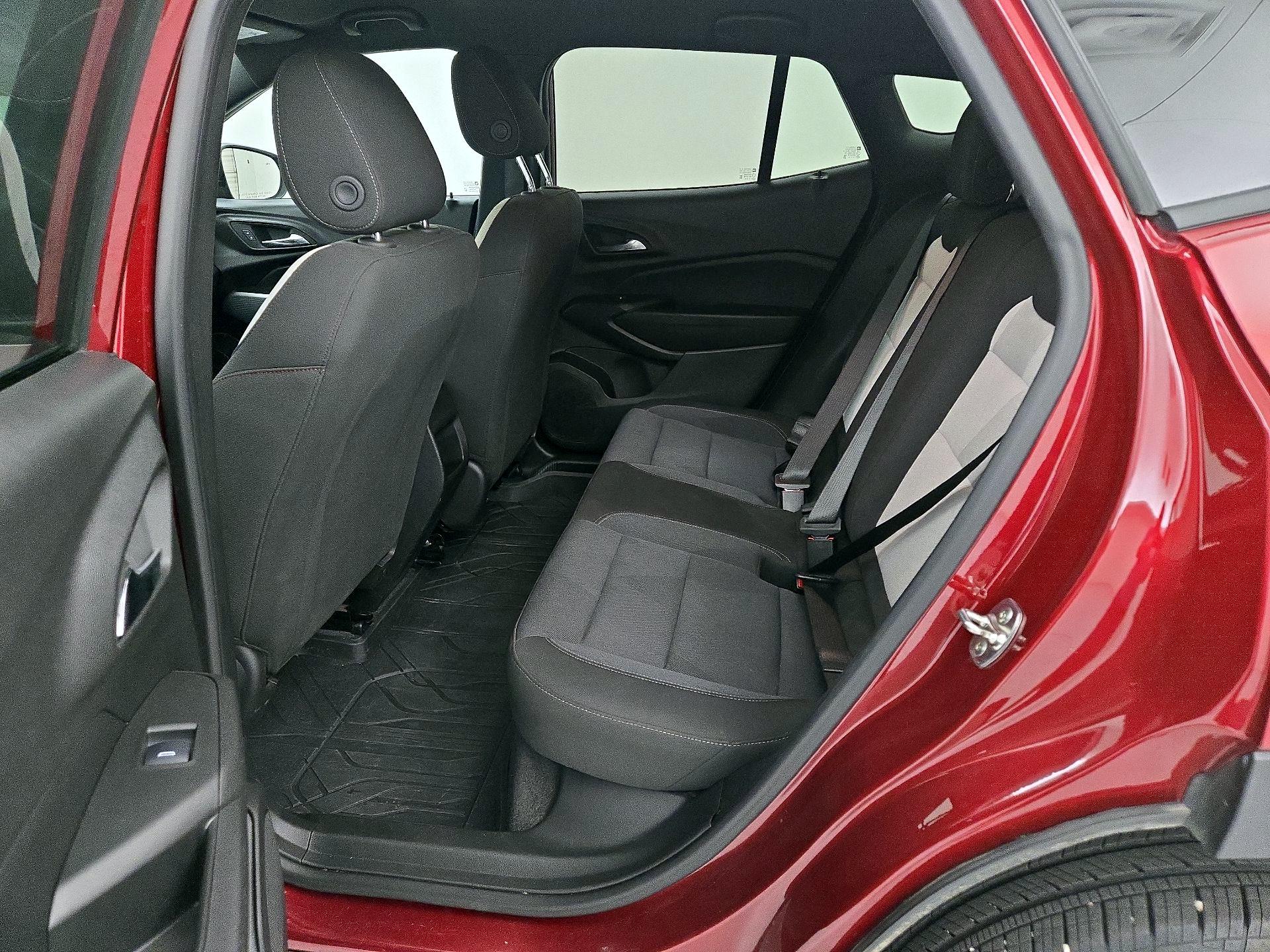 Thumbnail: 2024 Chevrolet Trax - 17