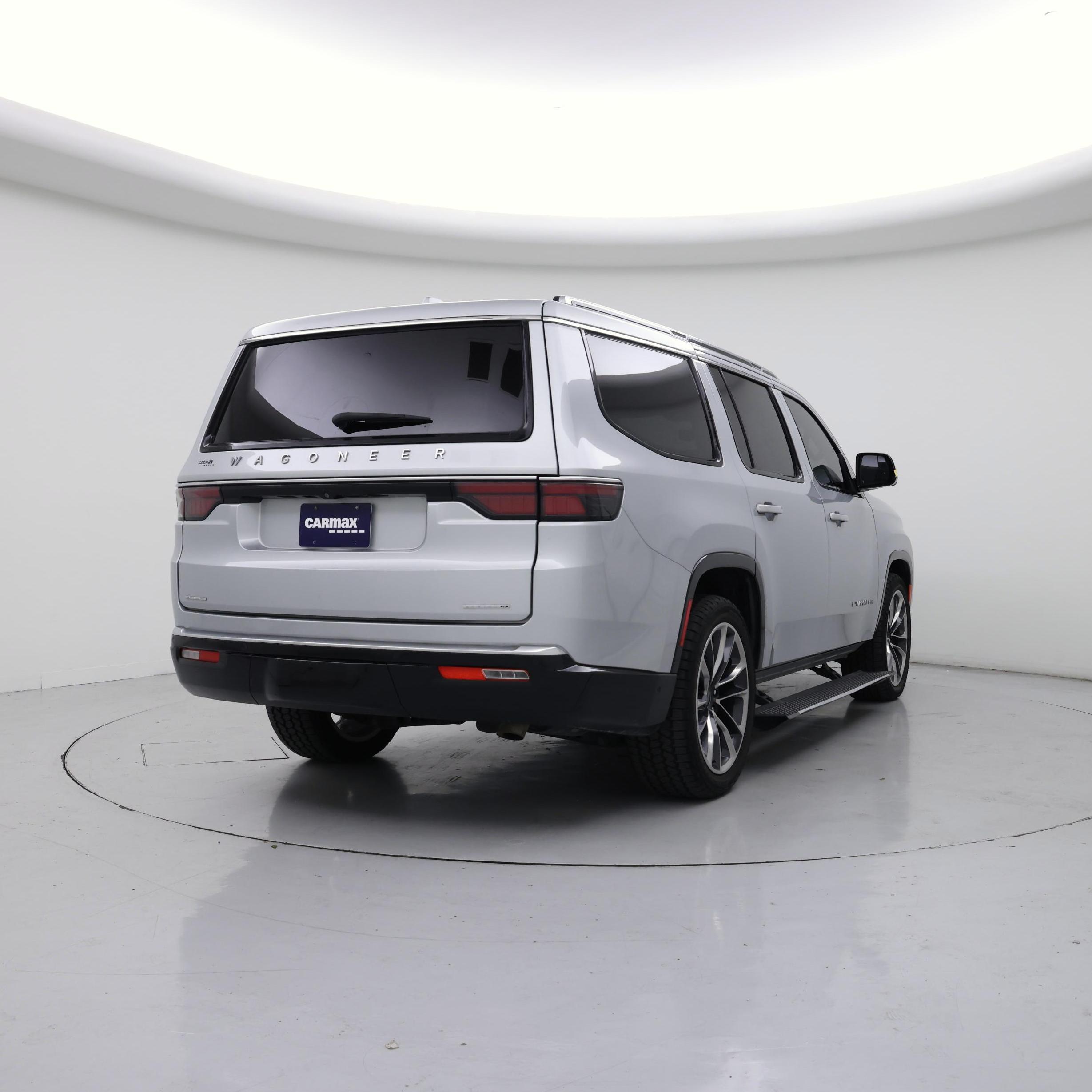 Thumbnail: 2022 Jeep Wagoneer - 8