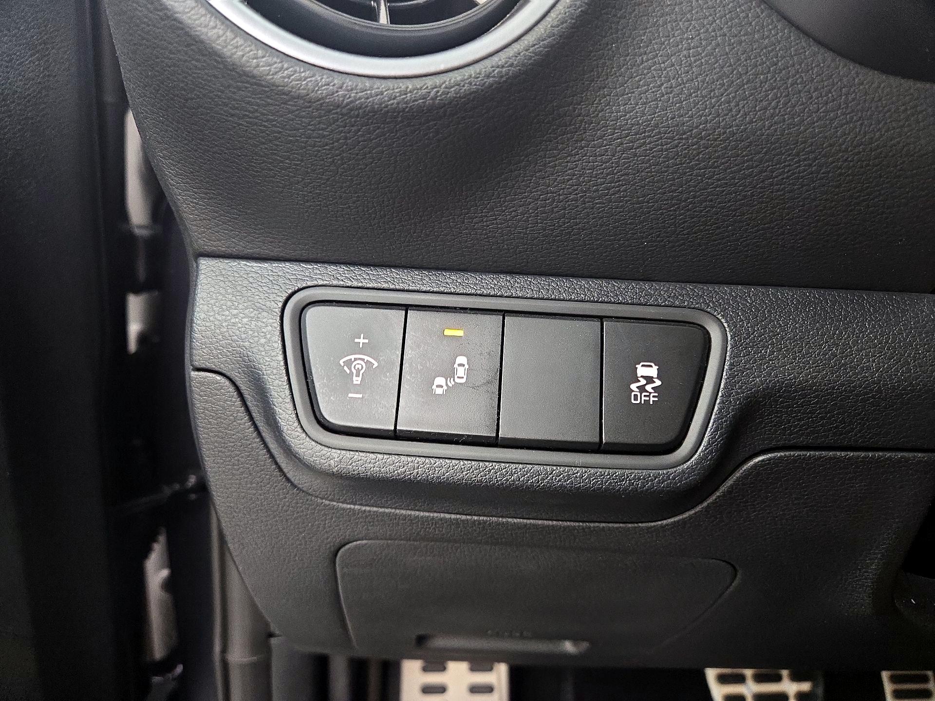 Thumbnail: 2024 Kia Forte - 11