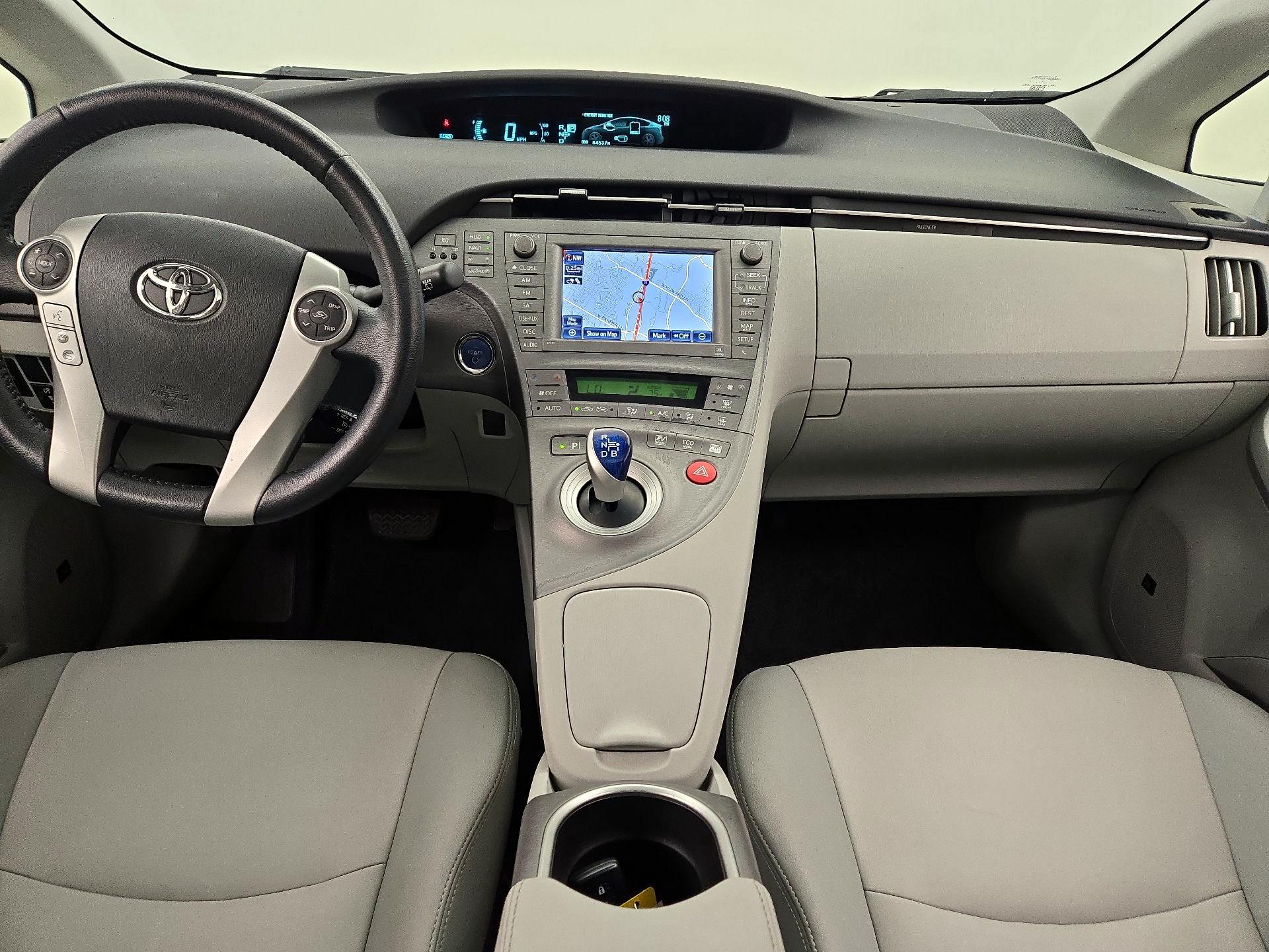Thumbnail: 2014 Toyota Prius - 8