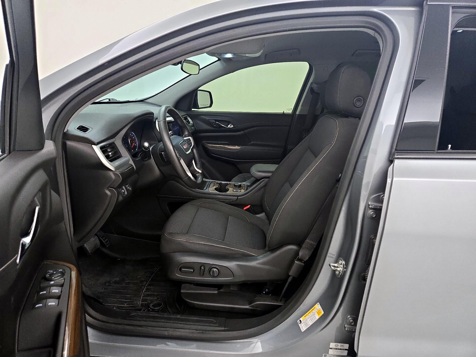 Thumbnail: 2023 GMC Acadia - 9